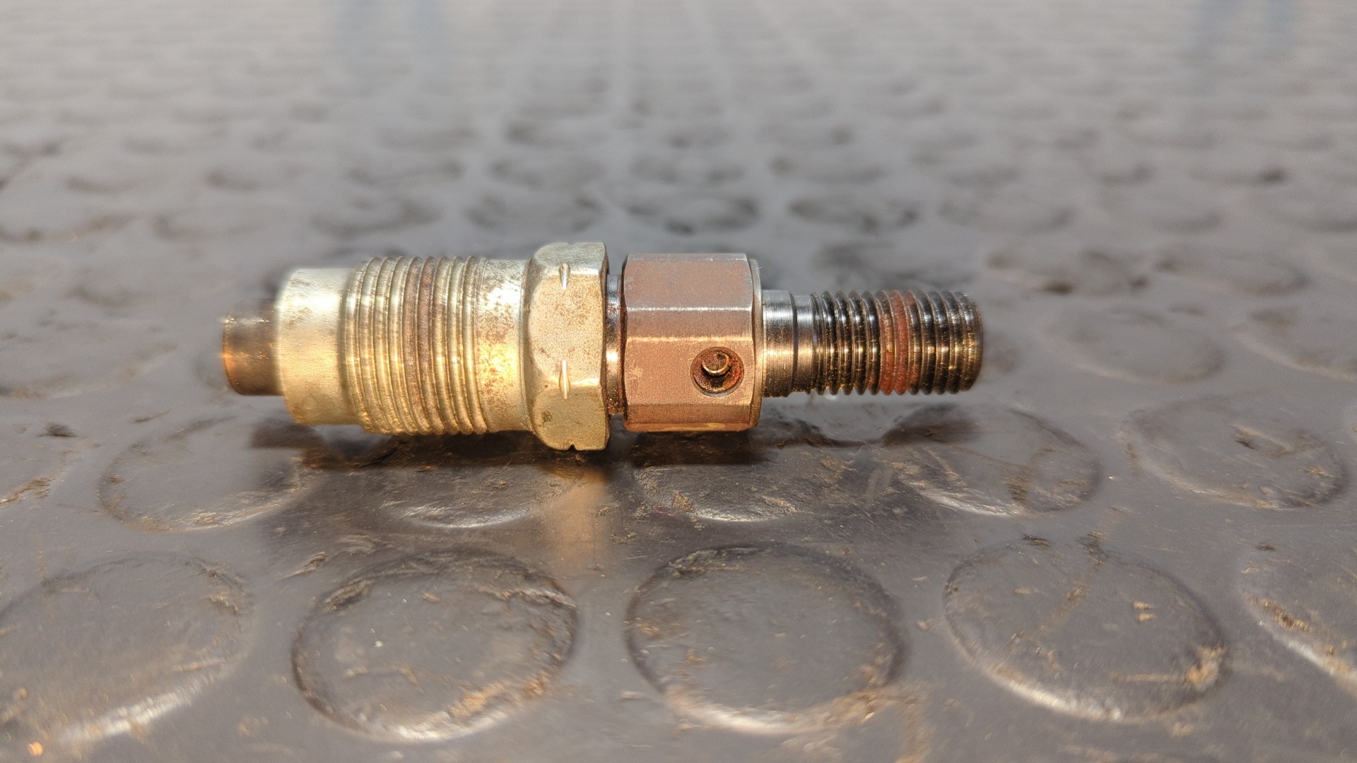 INYECTOR TOYOTA LAND CRUISER (J9)