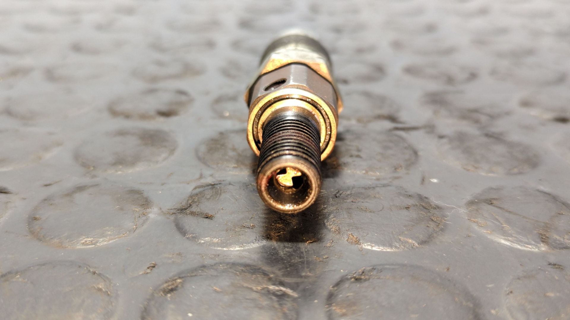 INYECTOR TOYOTA LAND CRUISER (J9) - vista 2