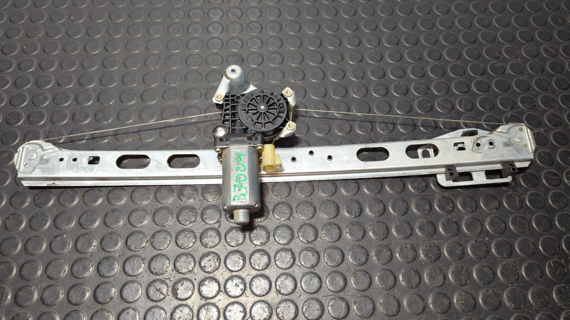 ELEVALUNAS TRASERO IZQUIERDO MERCEDES-BENZ CLASE M (W163)