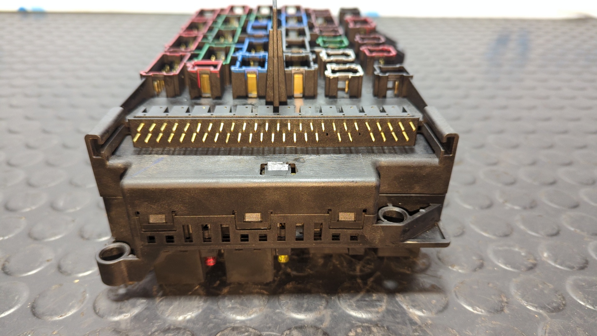 CAJA RELES / FUSIBLES MERCEDES-BENZ CLASE M (W163) - vista 2