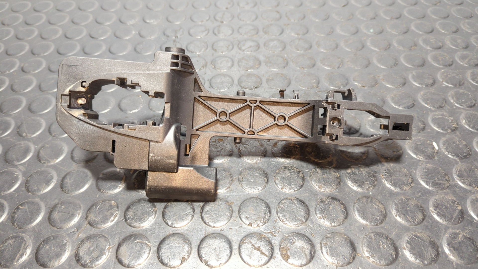 SOPORTE MANETA EXTERIOR TRASERA DERECHA KIA CEE'D