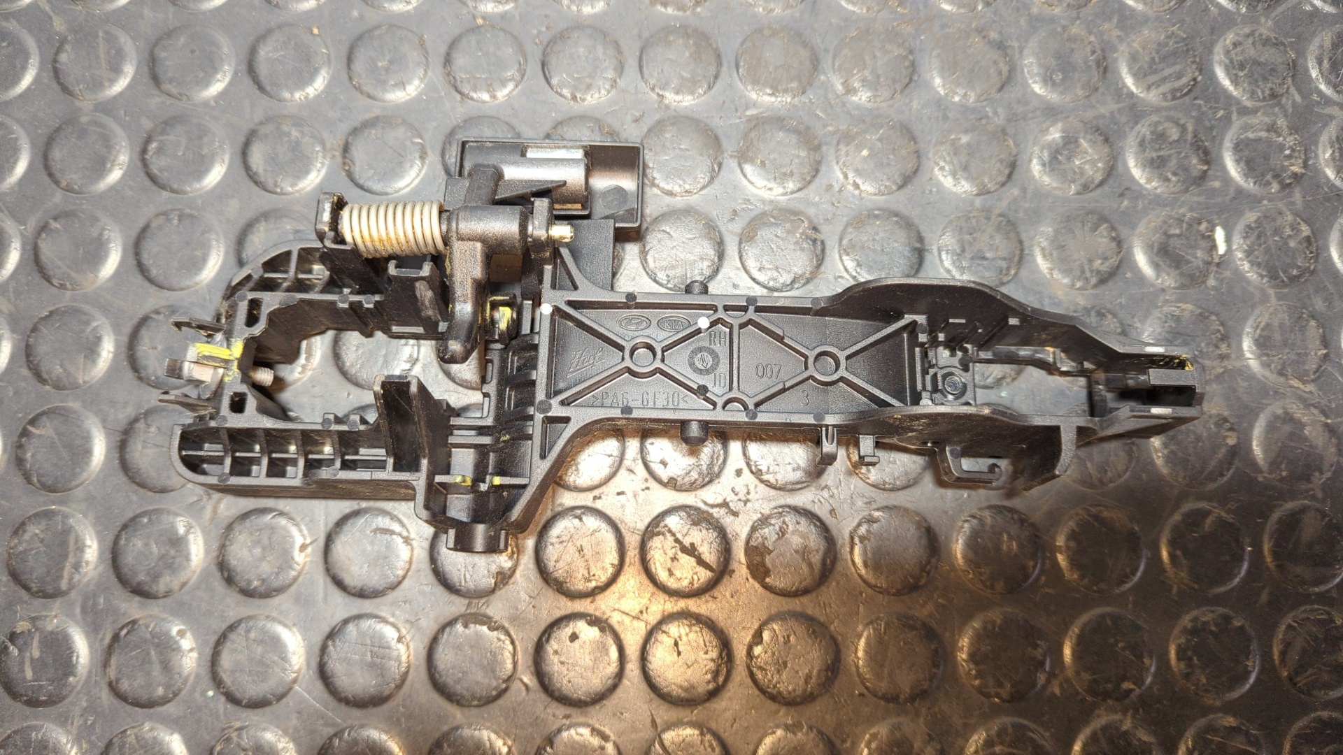 SOPORTE MANETA EXTERIOR TRASERA DERECHA KIA CEE'D - vista 4