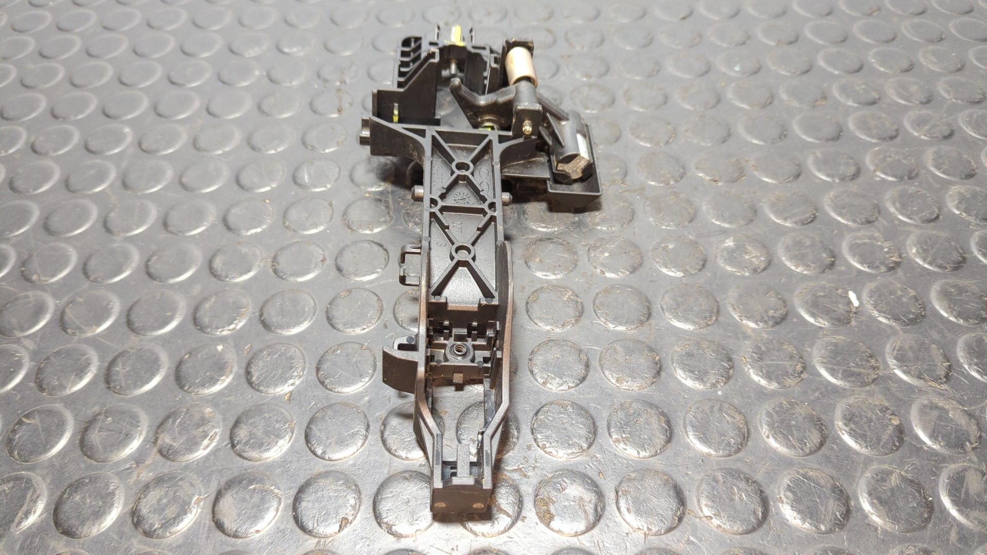 SOPORTE MANETA EXTERIOR TRASERA DERECHA KIA CEE'D - vista 2