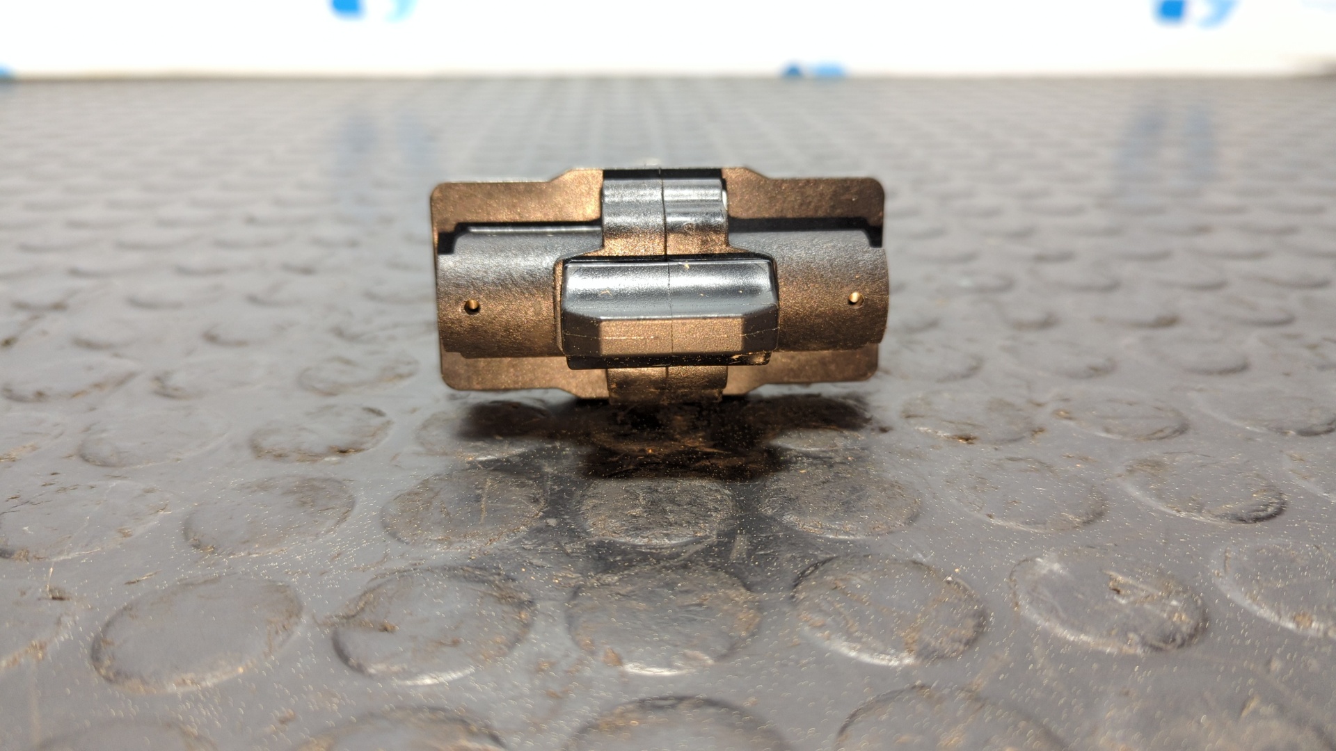 RETENEDOR PUERTA DERECHA OPEL CORSA F - vista 4