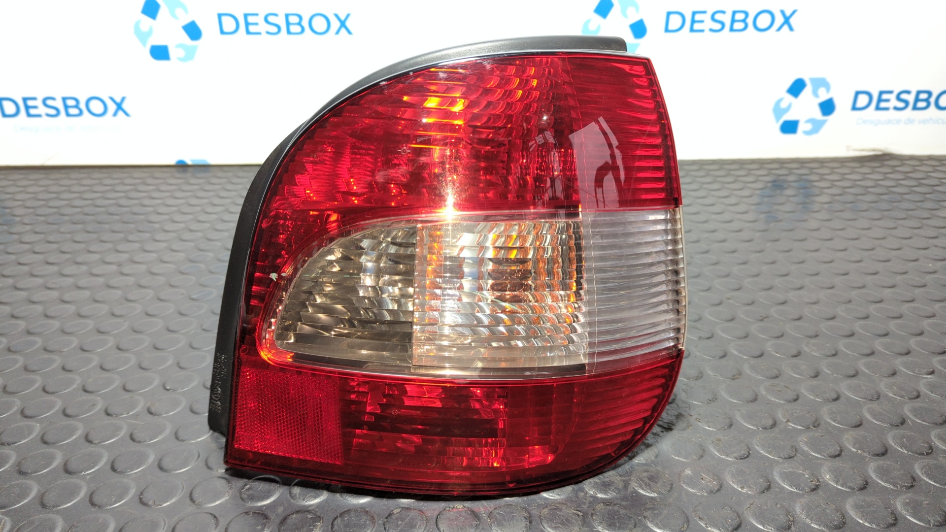 PILOTO TRASERO DERECHO RENAULT MEGANE I SCENIC (JA0)