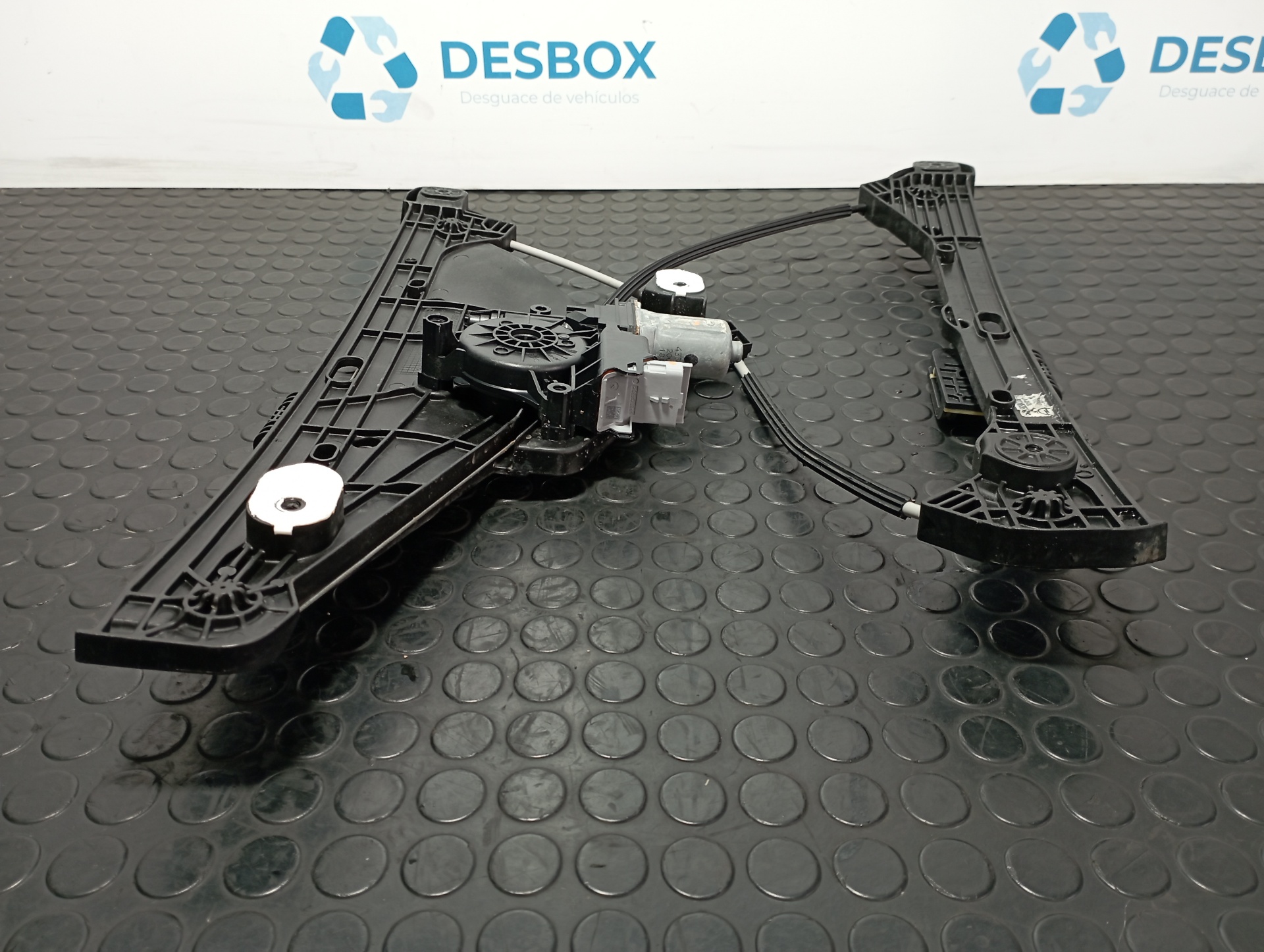 ELEVALUNAS DELANTERO DERECHO OPEL CORSA F