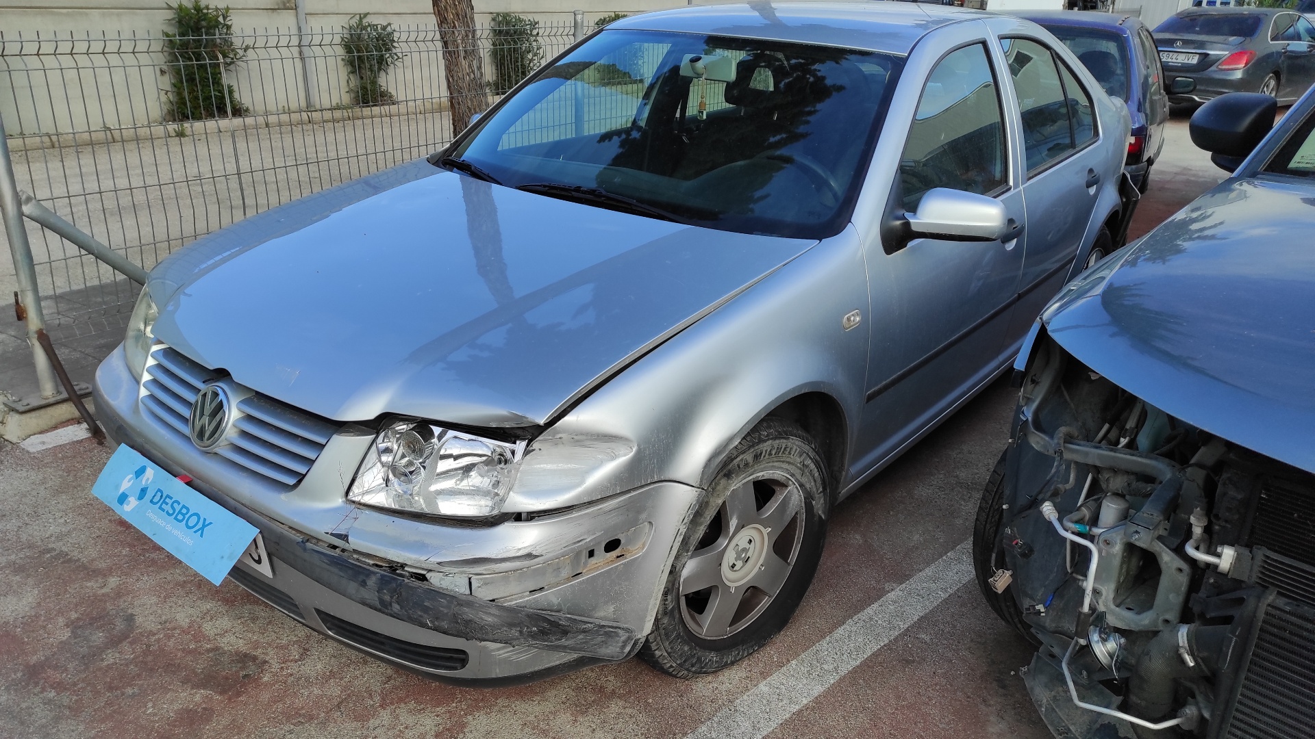 PARAGOLPES TRASERO VOLKSWAGEN BORA BERLINA (1J2) - vista 9