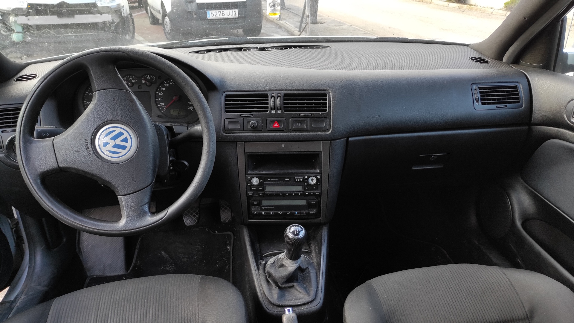 PARAGOLPES TRASERO VOLKSWAGEN BORA BERLINA (1J2) - vista 4