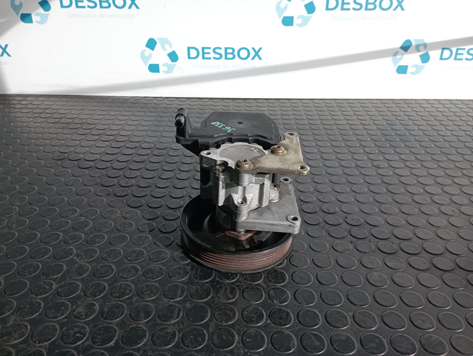 BOMBA DIRECCION MERCEDES-BENZ CLASE C (W202) BERLINA - vista 2