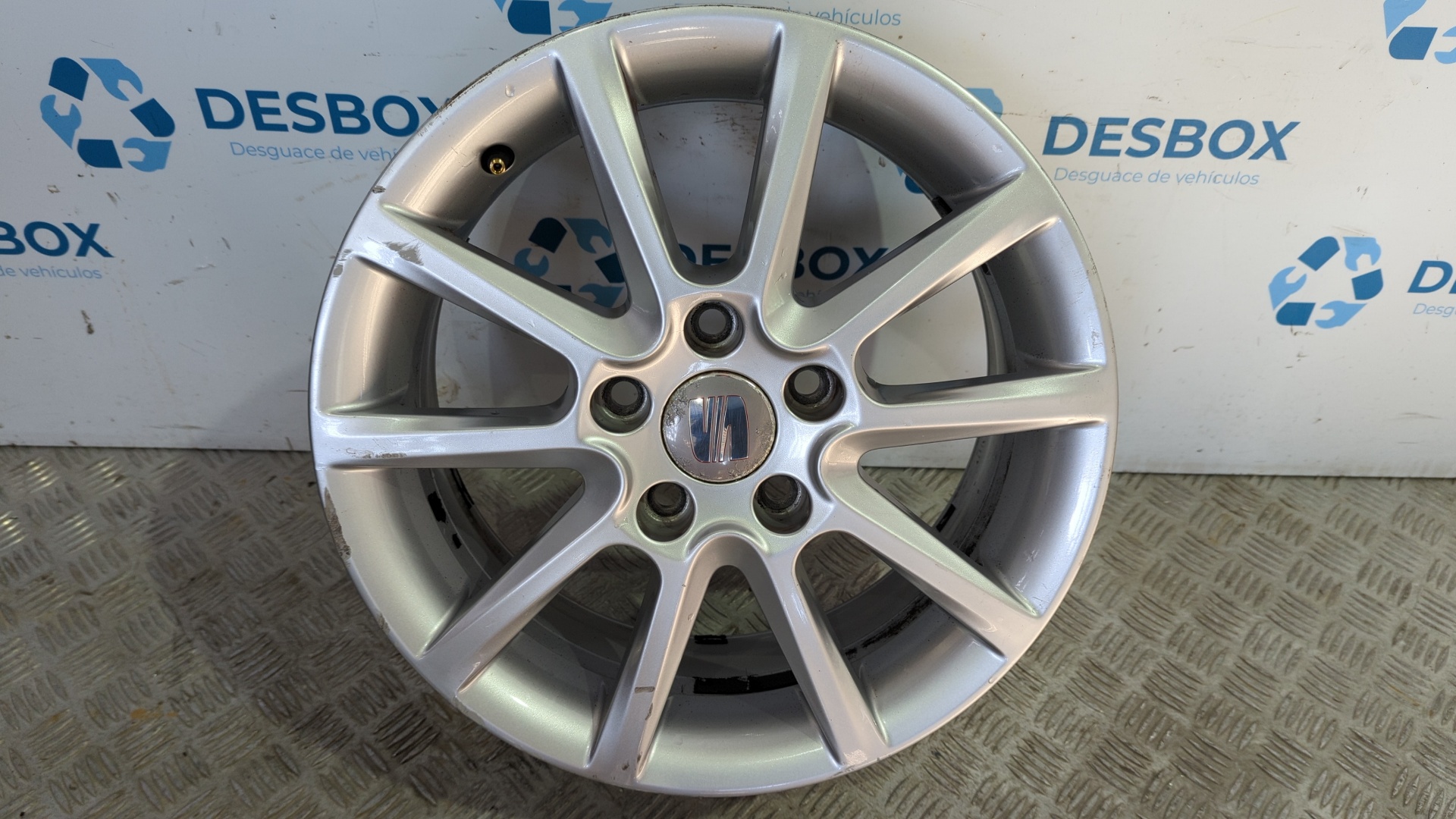 JUEGO LLANTAS SEAT LEON (1P1) - vista 2