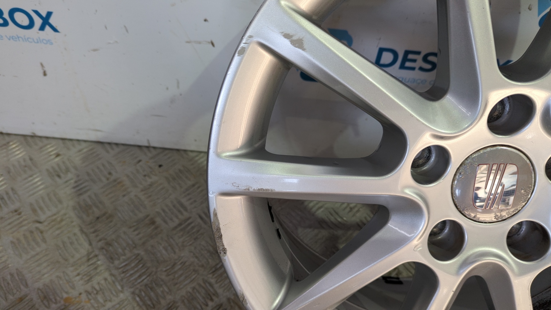 JUEGO LLANTAS SEAT LEON (1P1) - vista 3