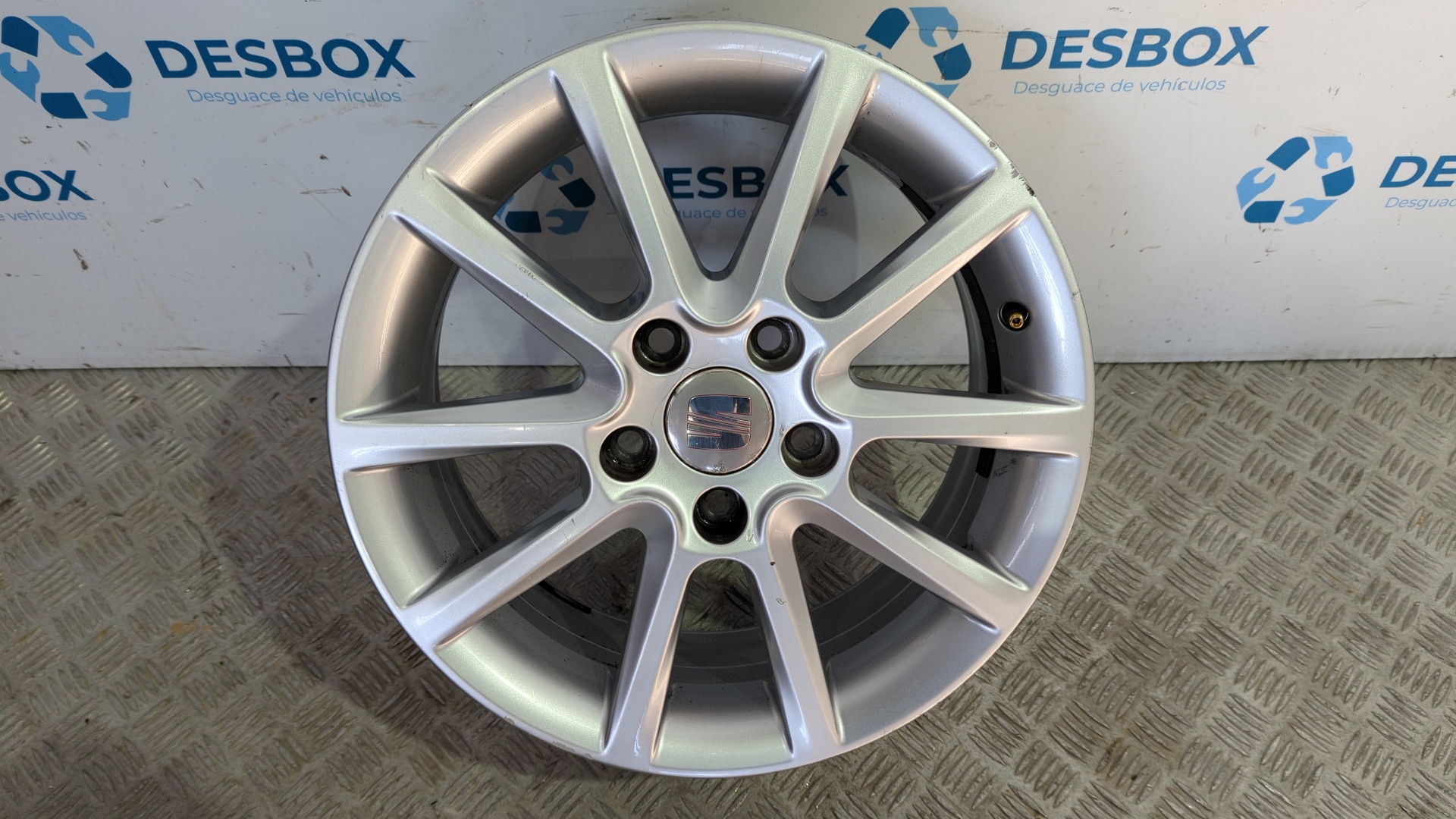 JUEGO LLANTAS SEAT LEON (1P1) - vista 6