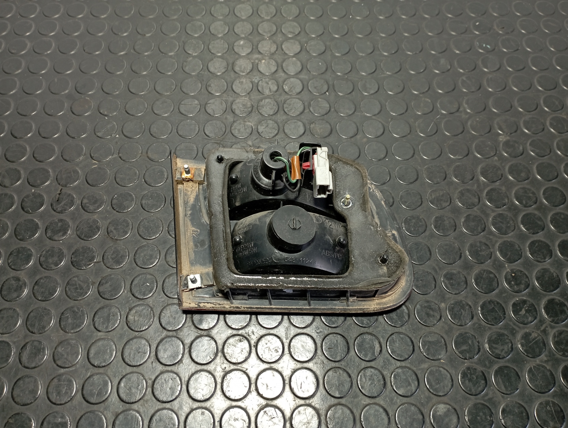 PILOTO PORTON DERECHO HONDA CIVIC (AF-AS) - vista 3