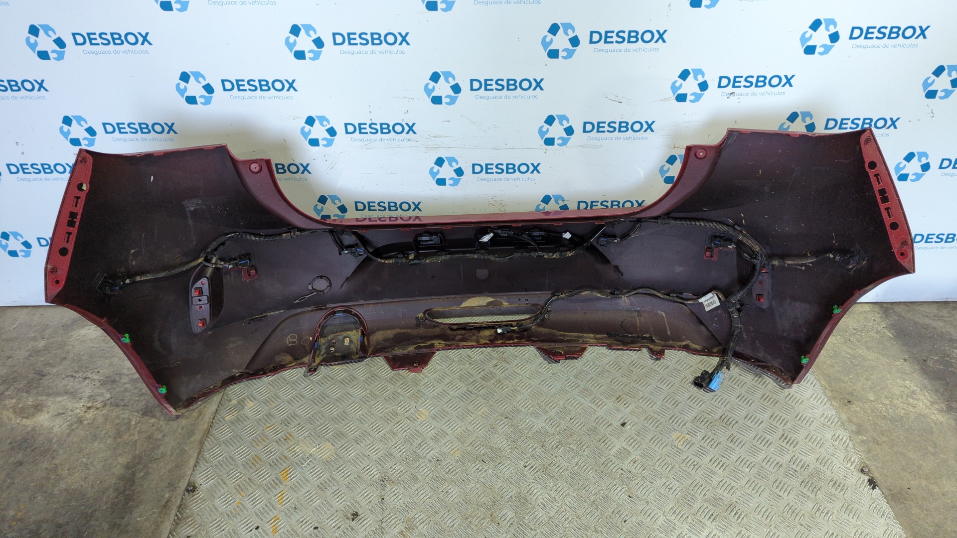 PARAGOLPES TRASERO OPEL CORSA F - vista 4