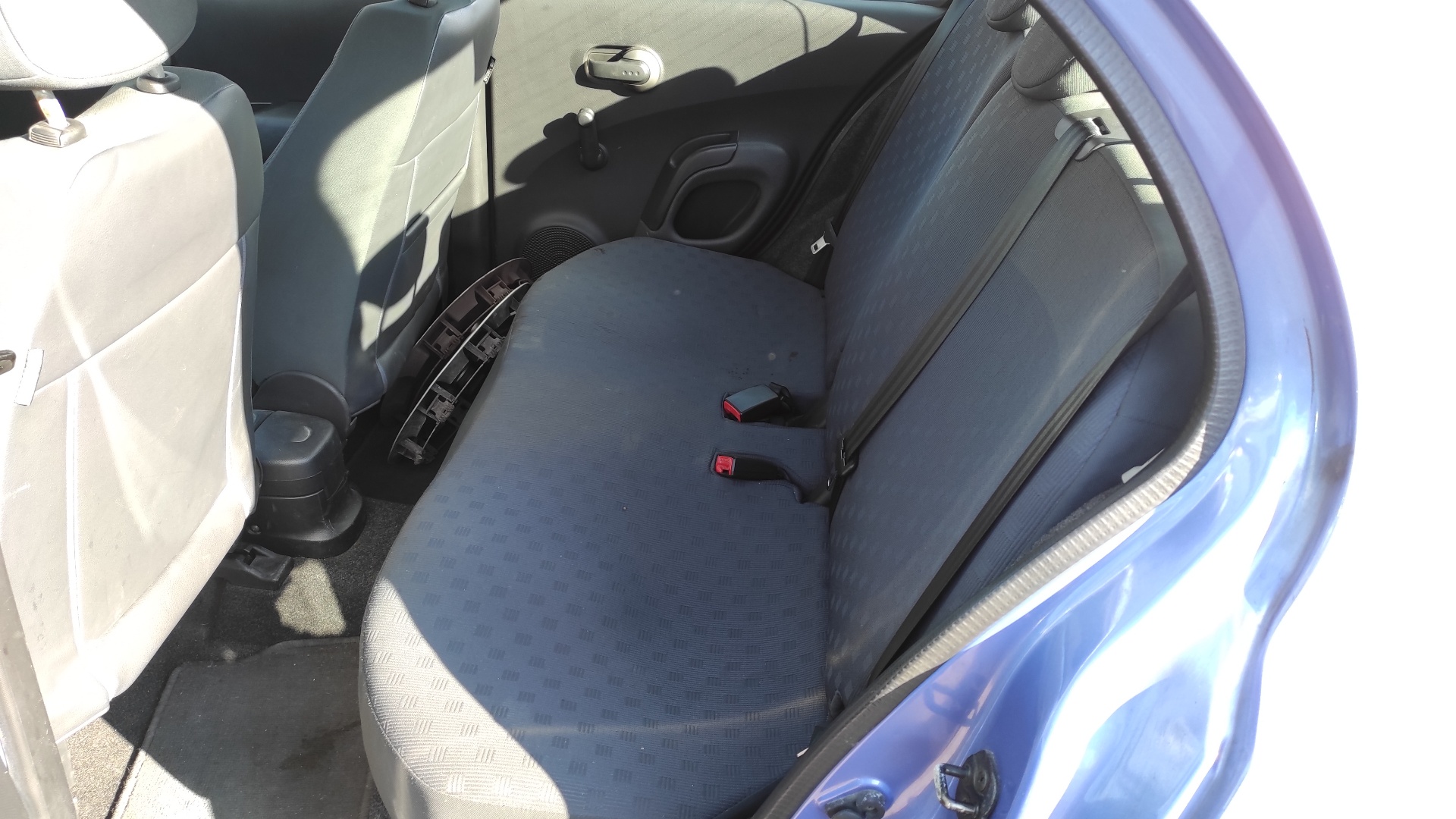 GUARNECIDO PUERTA DELANTERA IZQUIERDA NISSAN MICRA (K12E) - vista 11