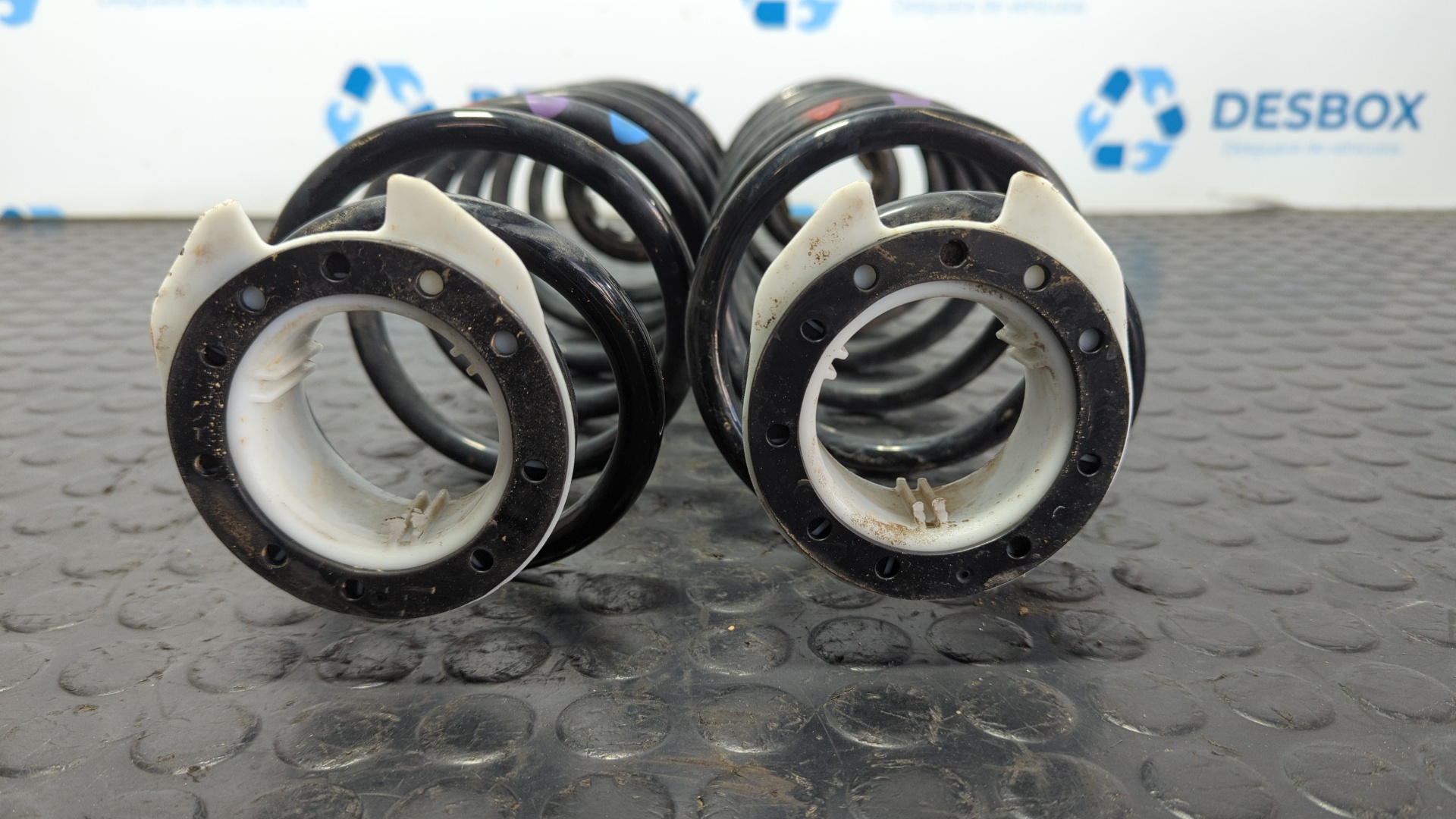 JUEGO MUELLES TRASEROS OPEL CORSA F - vista 2