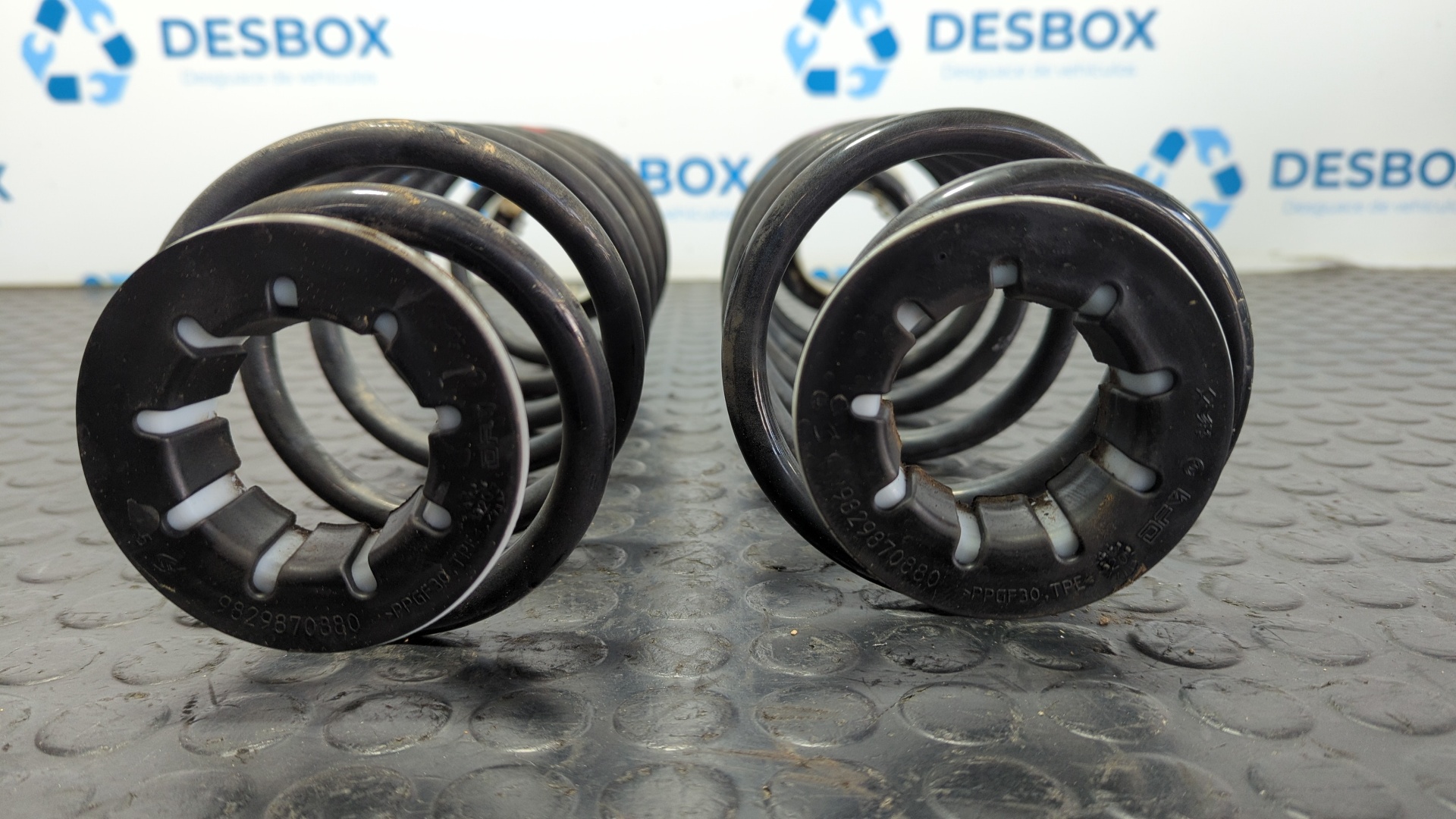 JUEGO MUELLES TRASEROS OPEL CORSA F - vista 4