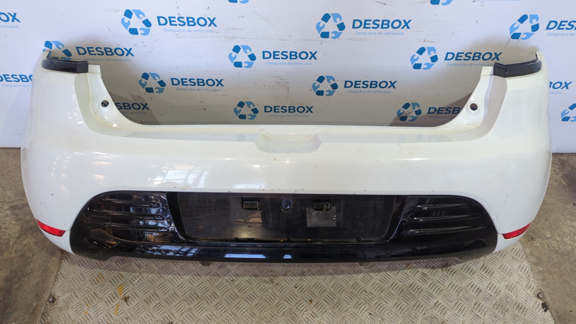 PARAGOLPES TRASERO RENAULT CLIO IV