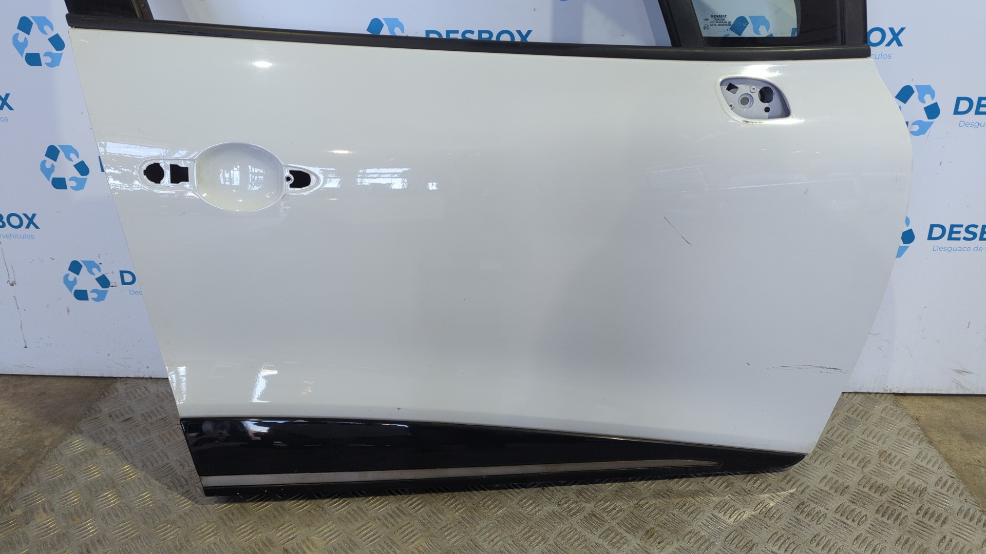 PUERTA DELANTERA DERECHA RENAULT CLIO IV - vista 5