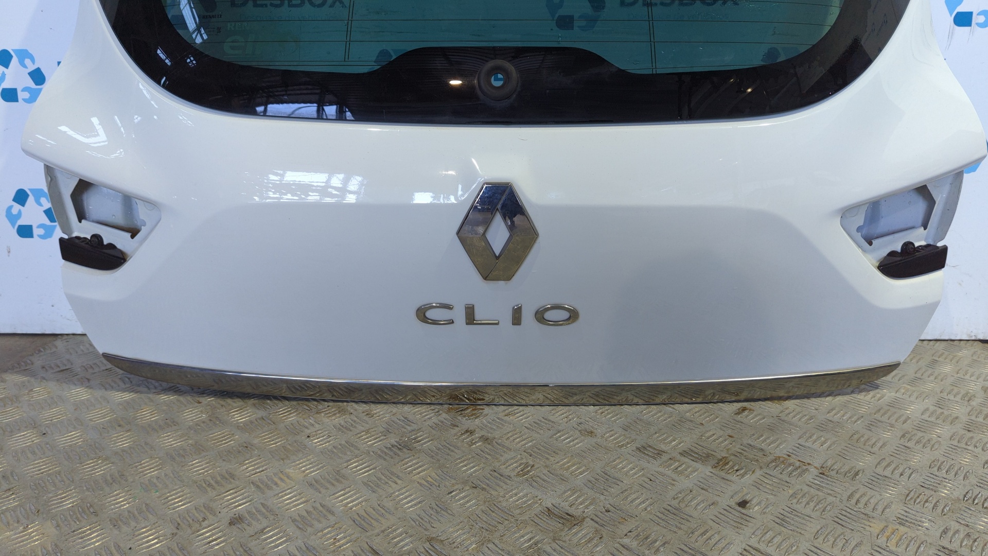 PORTON TRASERO RENAULT CLIO IV - vista 2