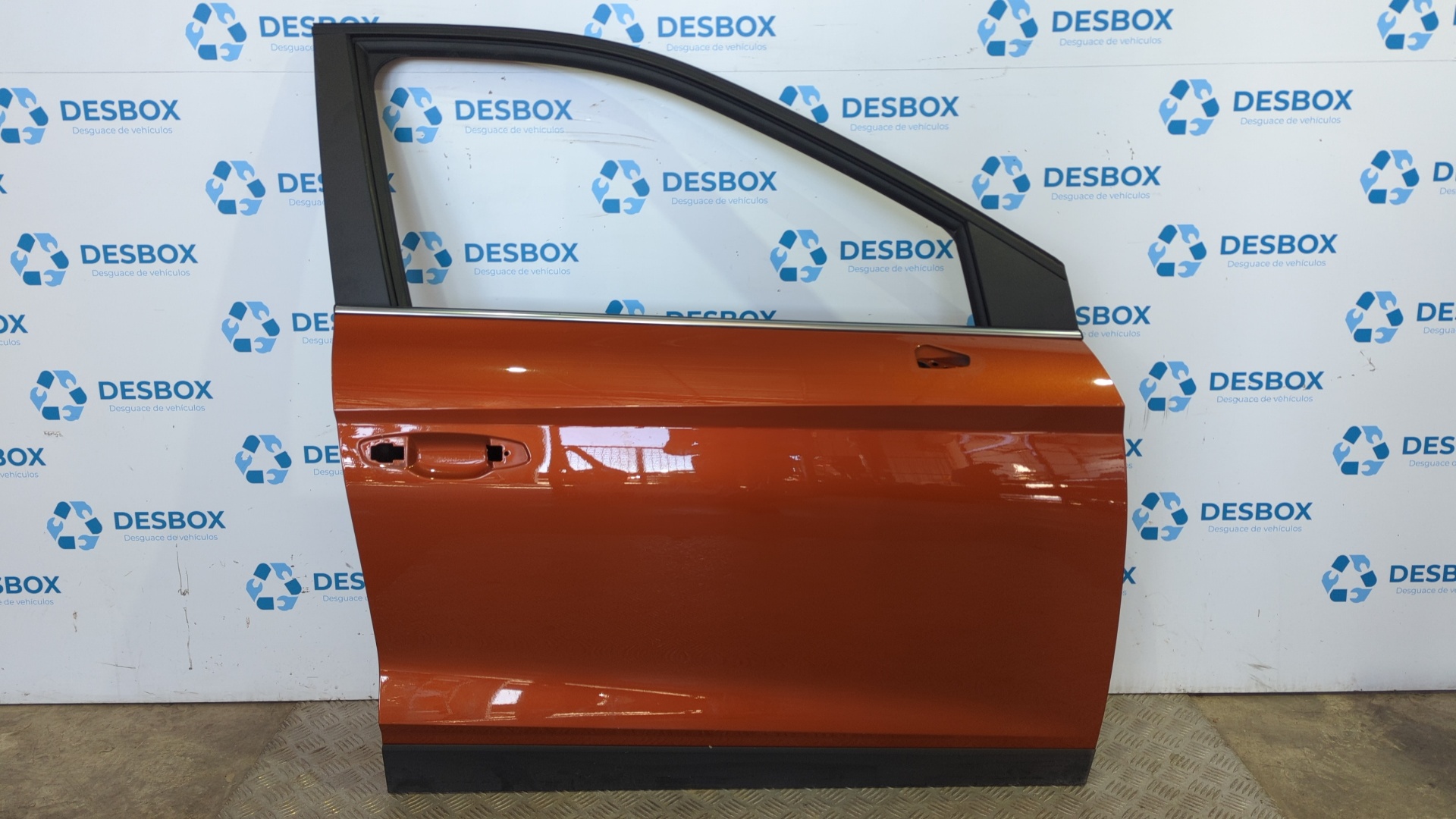 PUERTA DELANTERA DERECHA SEAT ARONA