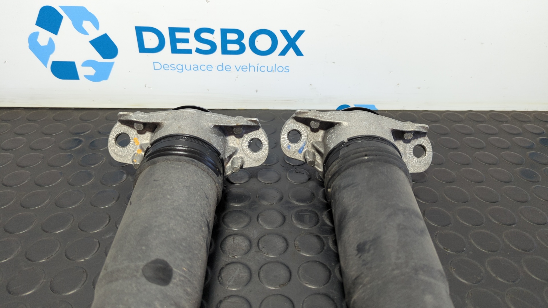 JUEGO AMORTIGUADORES TRASEROS SEAT ARONA - vista 2