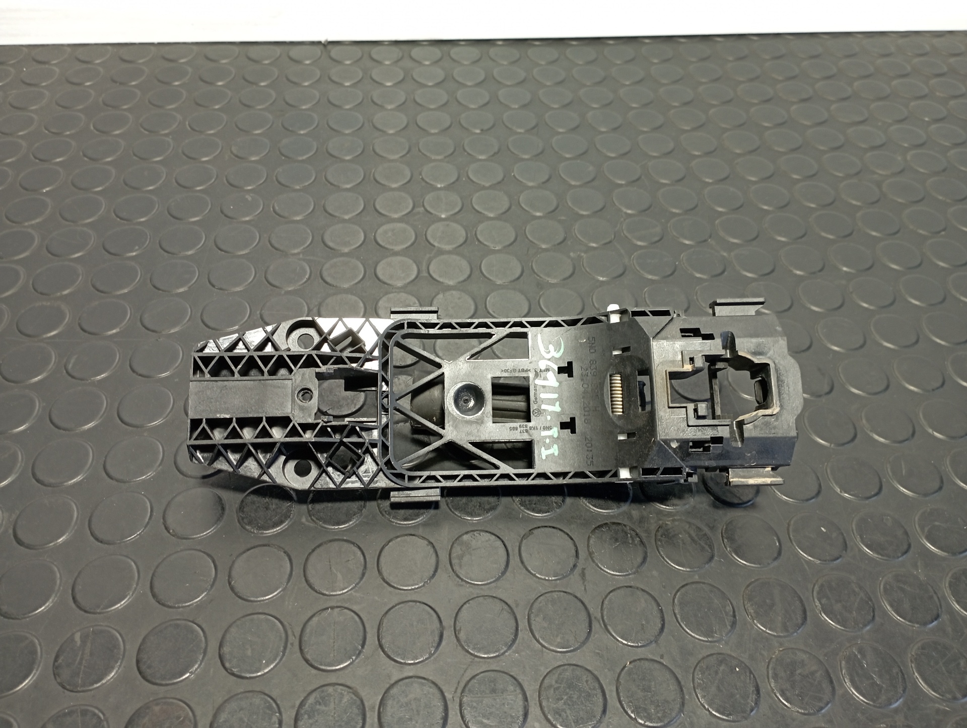 SOPORTE MANETA TRASERA IZQUIERDA SEAT ARONA - vista 2