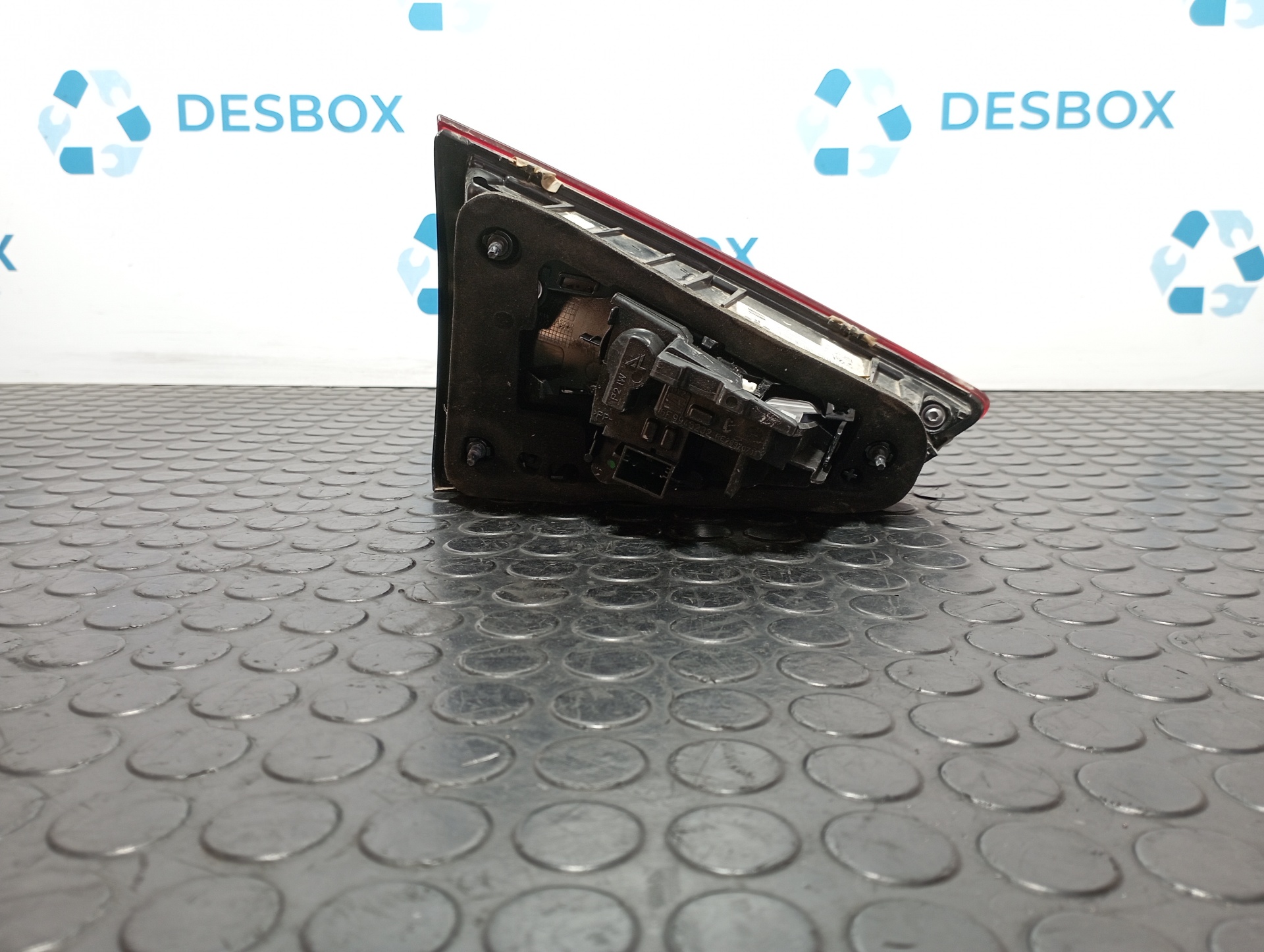 PILOTO PORTON DERECHO SEAT ARONA - vista 3