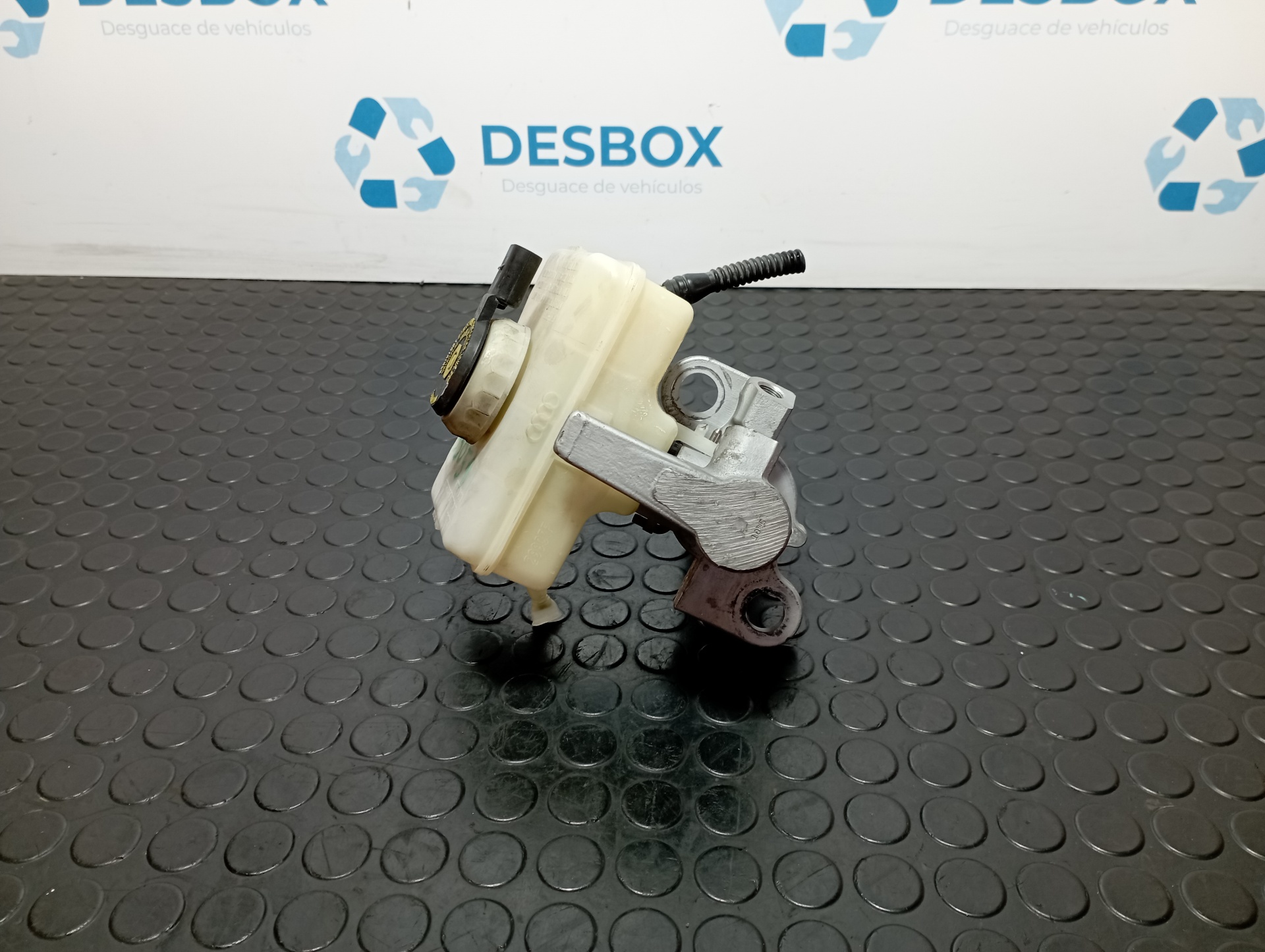 BOMBA FRENO AUDI A4 BER. (B8) - vista 2