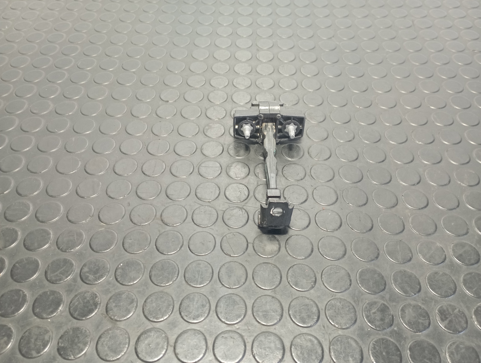 RETENEDOR PUERTA IZQUIERDA  RENAULT CLIO IV - vista 3