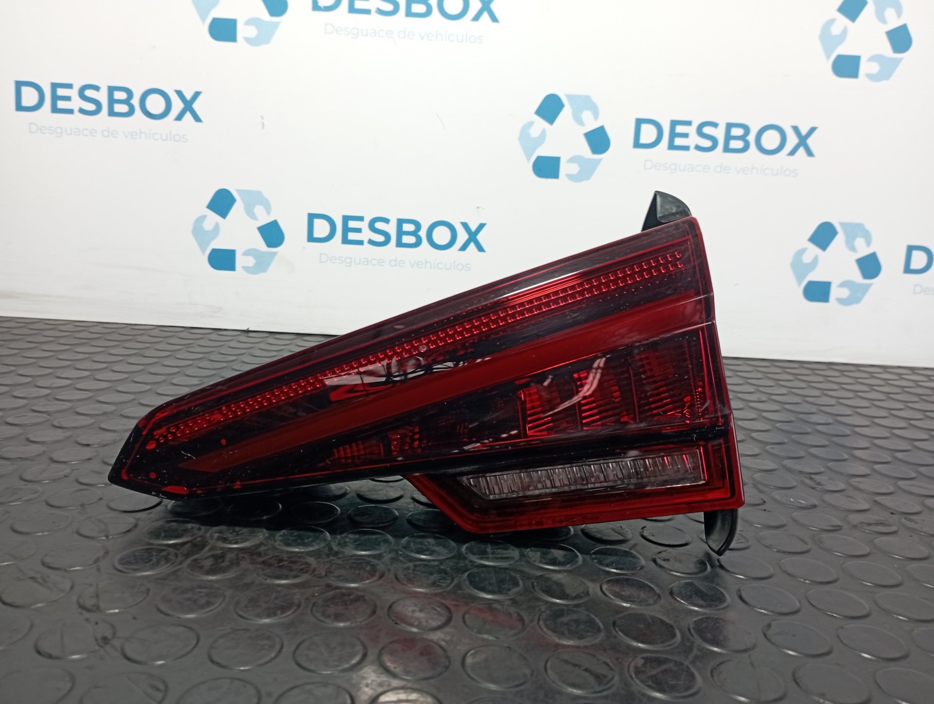 PILOTO PORTON DERECHO AUDI A4 BERLINA (8W2)