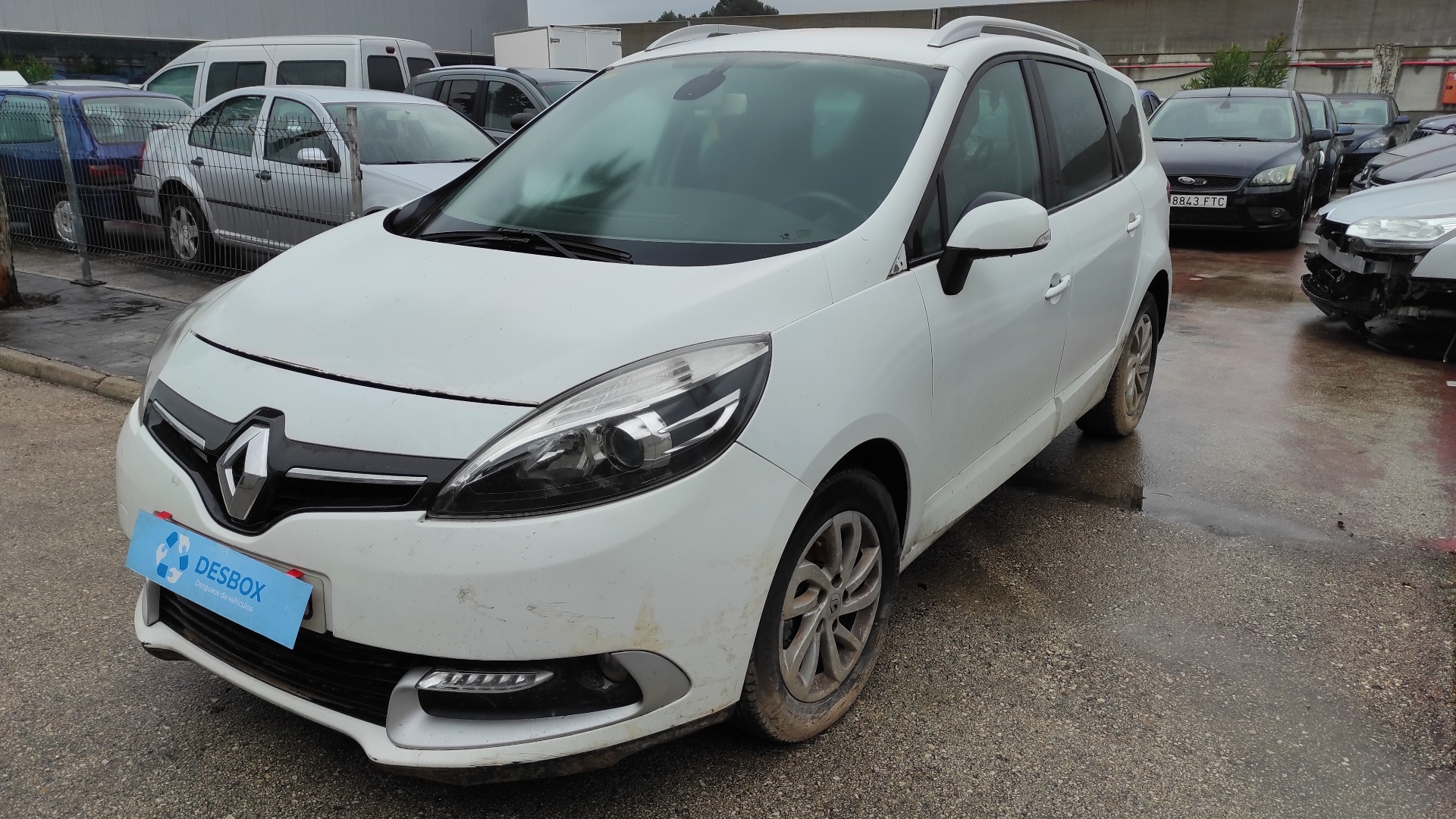 REFUERZO PARAGOLPES DELANTERO RENAULT SCENIC III - vista 3