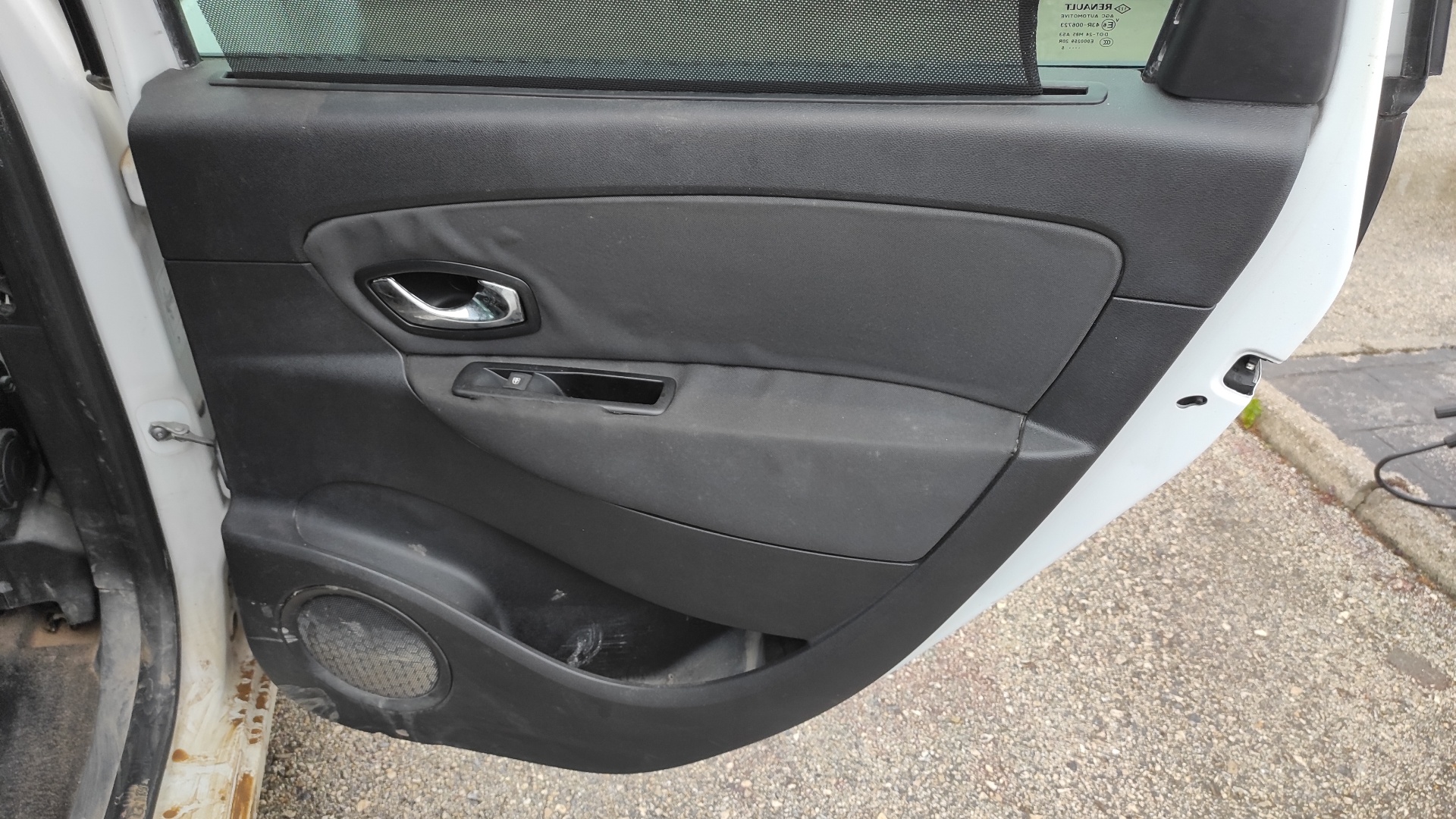 REFUERZO PARAGOLPES DELANTERO RENAULT SCENIC III - vista 19