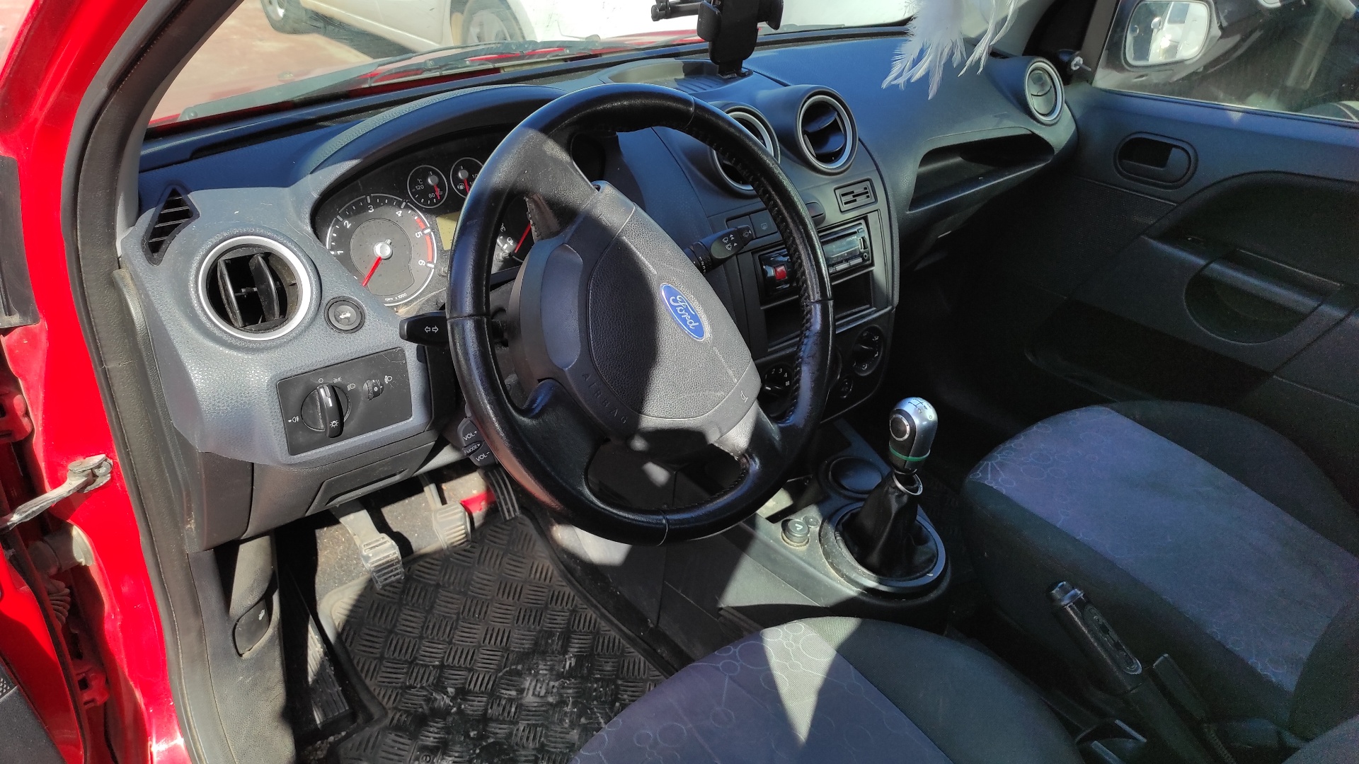 REJILLA DELANTERA FORD FIESTA - vista 10