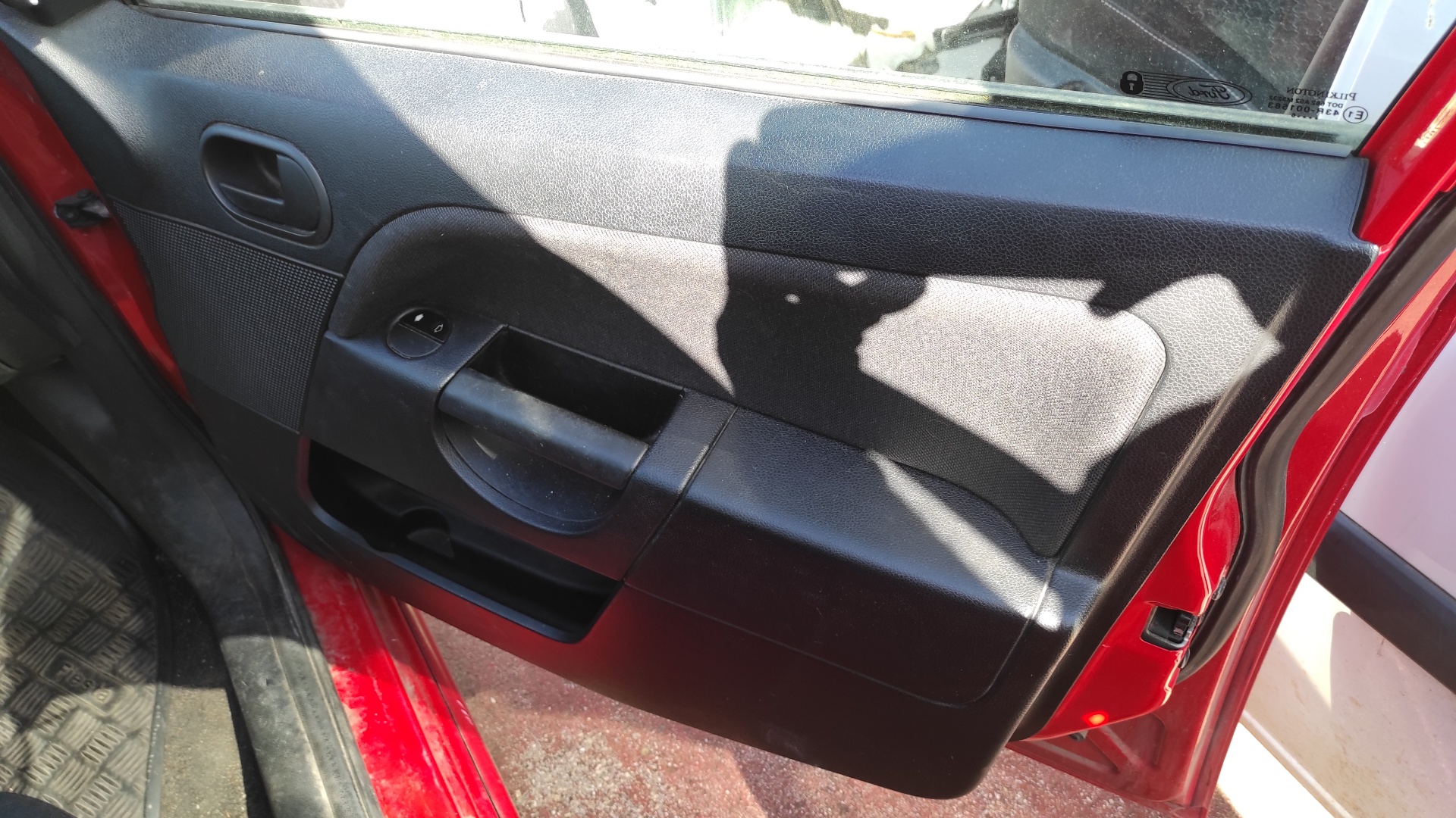 REJILLA DELANTERA FORD FIESTA - vista 13