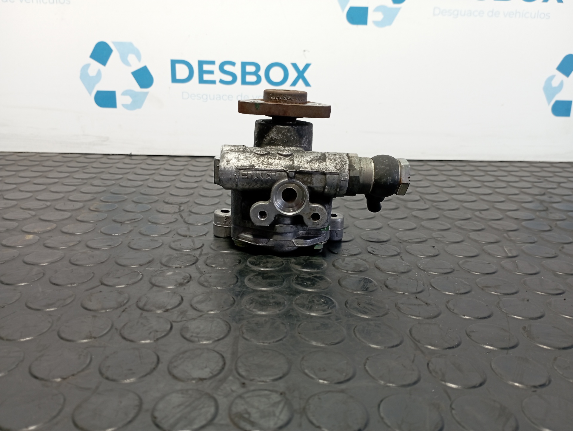 BOMBA DIRECCION VOLKSWAGEN PASSAT BERLINA (3B2) - vista 5