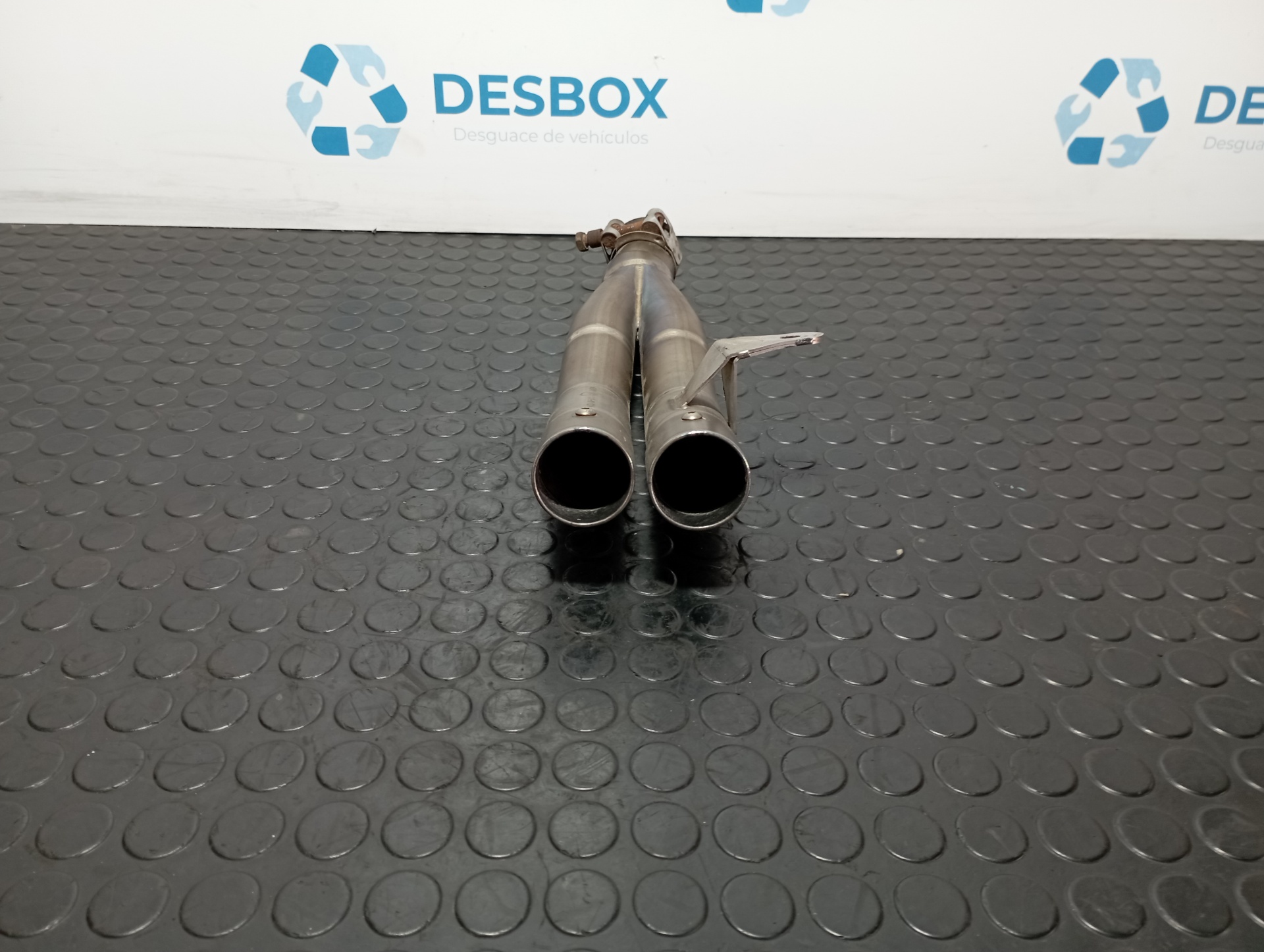 TUBO DE ESCAPE SUZUKI SFV650 - vista 2