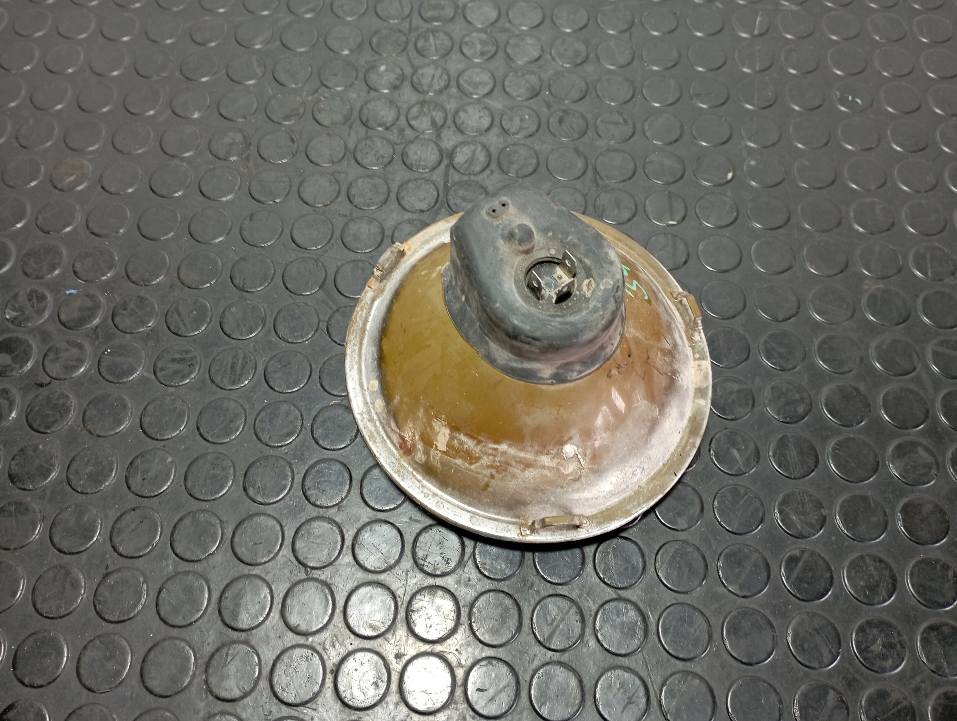 FARO DERECHO LAND ROVER DEFENDER - vista 2