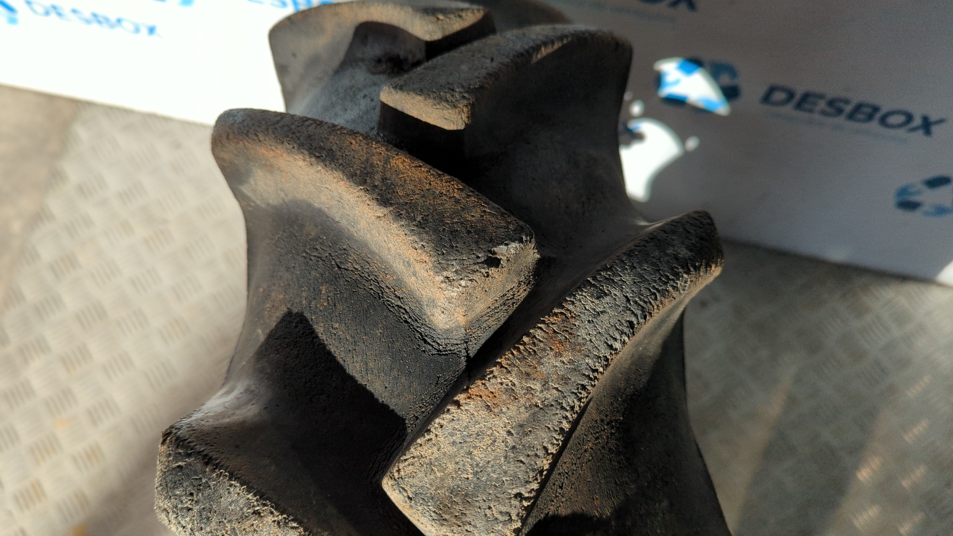 LLANTA AGRIA 2700 DL - vista 2