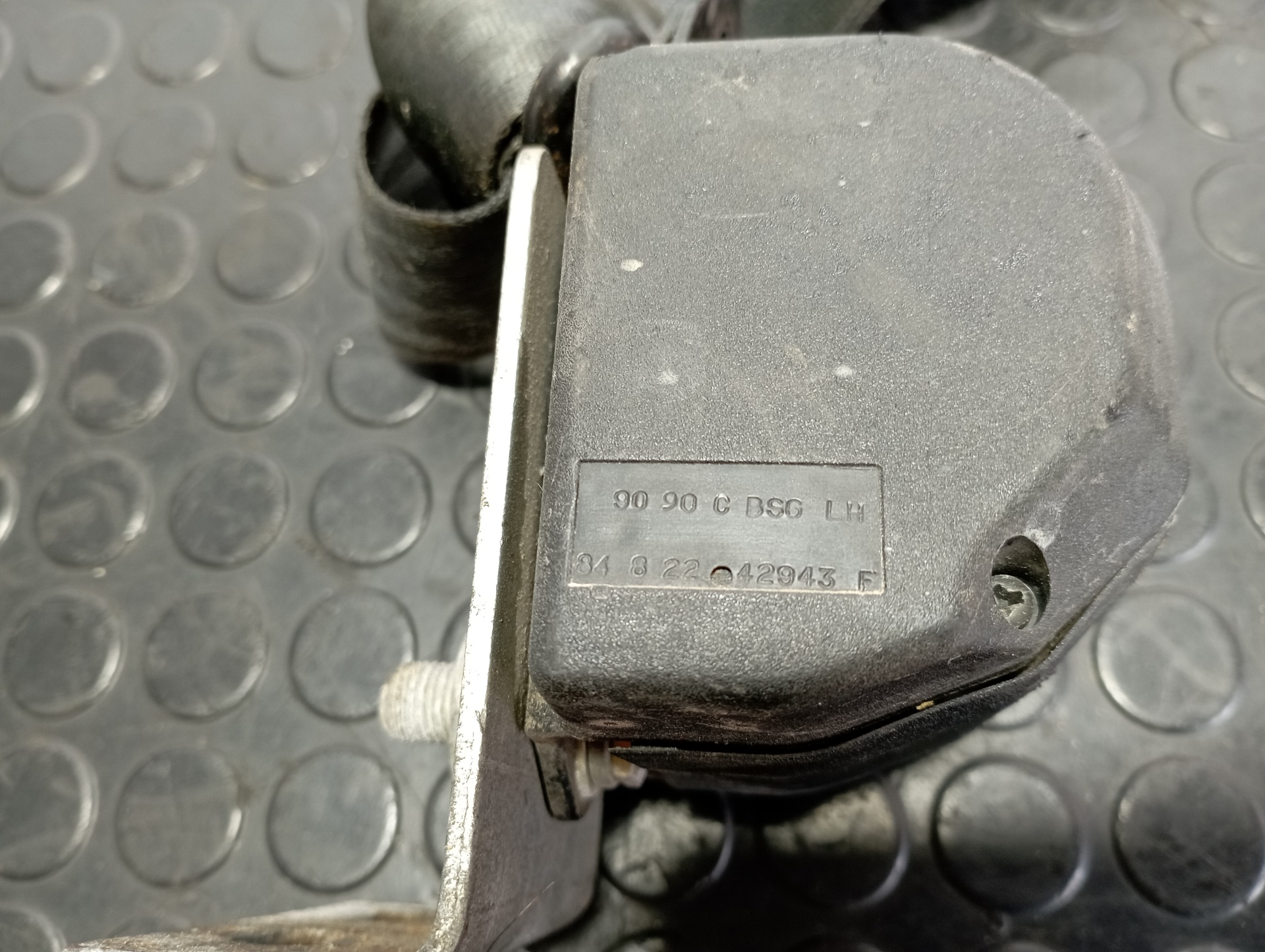 CINTURON SEGURIDAD DELANTERO DERECHO LAND ROVER DEFENDER - vista 2