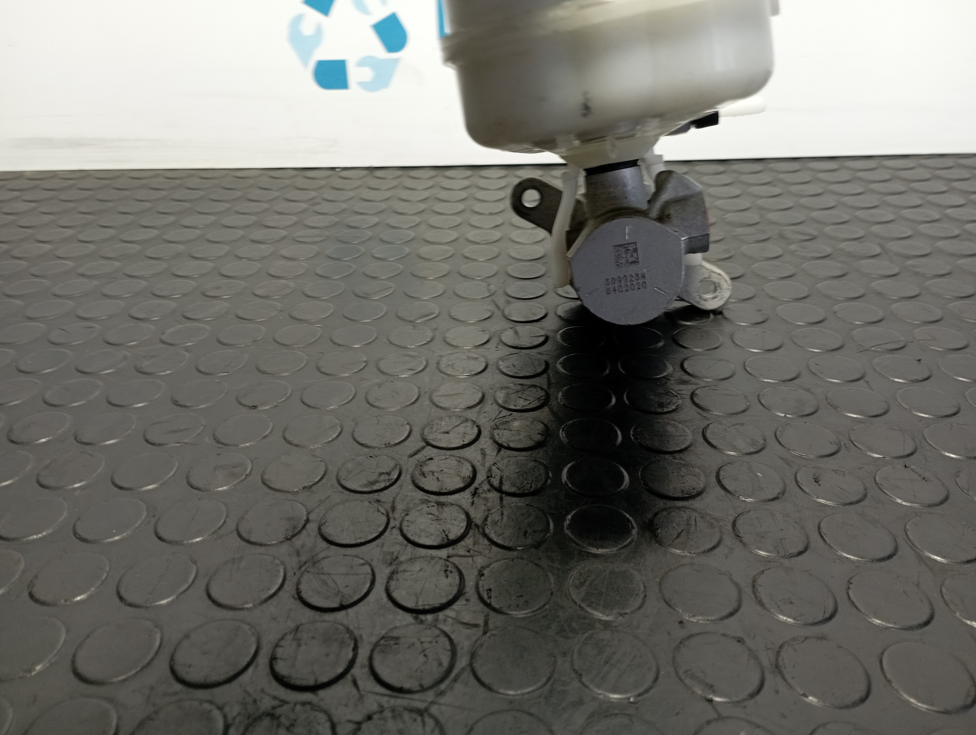 BOMBA FRENO PEUGEOT BOXER CAJA CERR. TECHO ELEVADO (BAT.3450)(335)(2007 =>) - vista 4