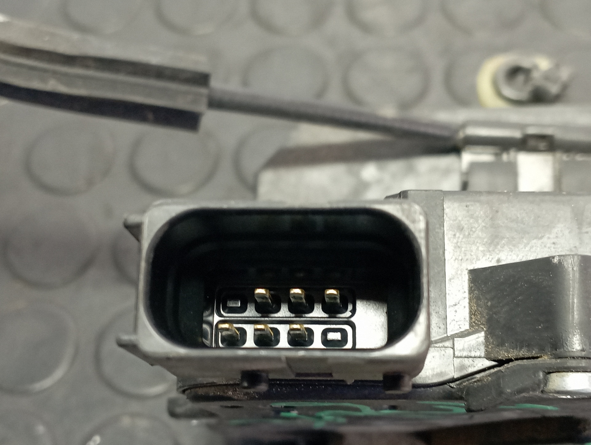 CERRADURA PUERTA DELANTERA IZQUIERDA PEUGEOT BOXER CAJA CERR. TECHO ELEVADO (BAT.3450)(335)(2007 =>) - vista 4