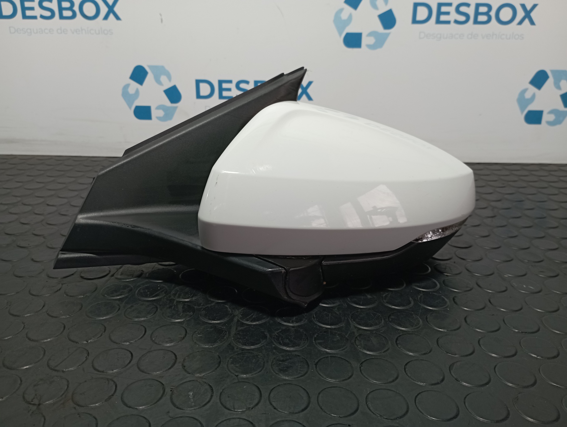 RETROVISOR IZQUIERDO VOLKSWAGEN POLO VI (AE1) - vista 2