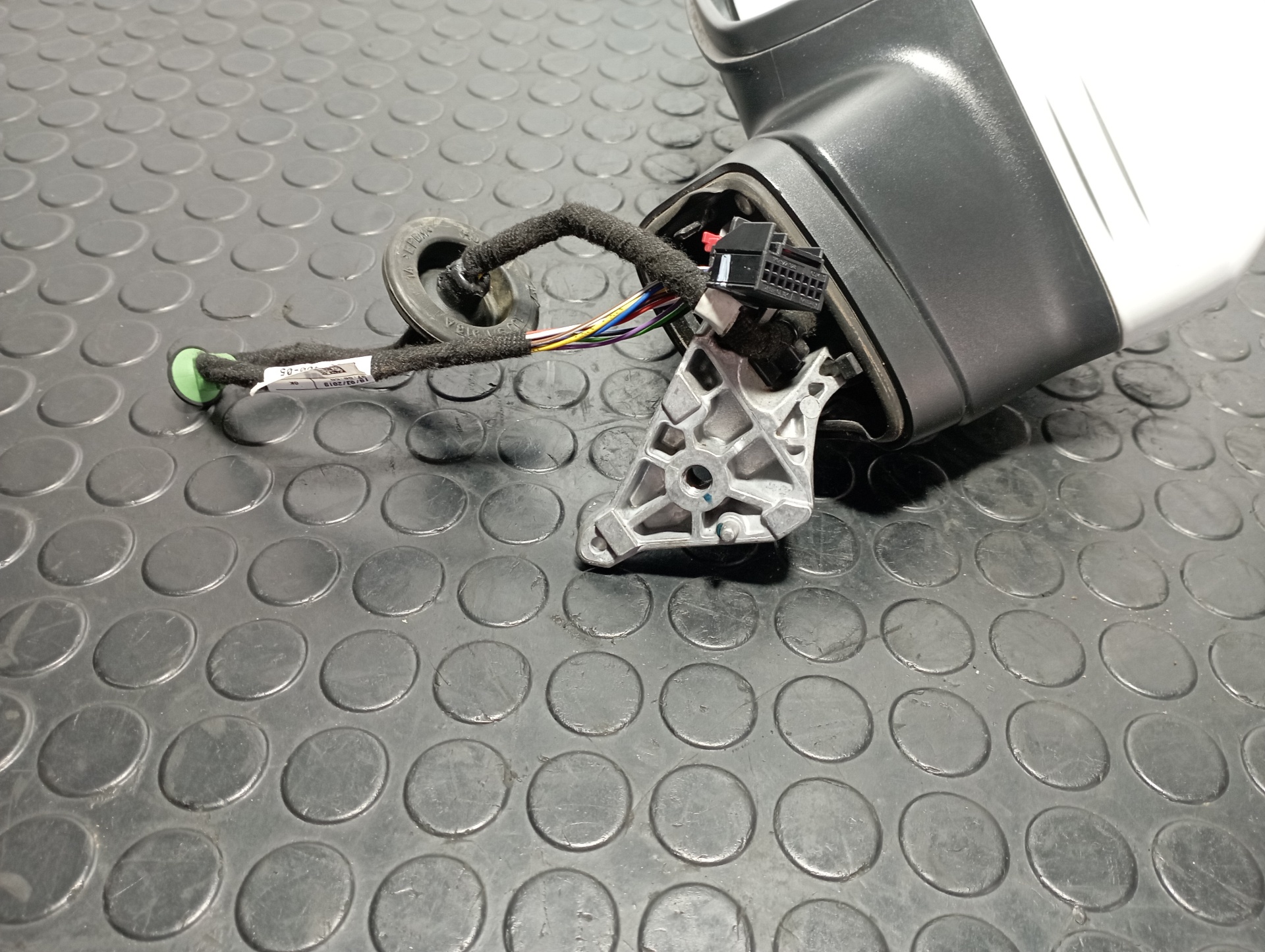 RETROVISOR IZQUIERDO VOLKSWAGEN TIGUAN - vista 2