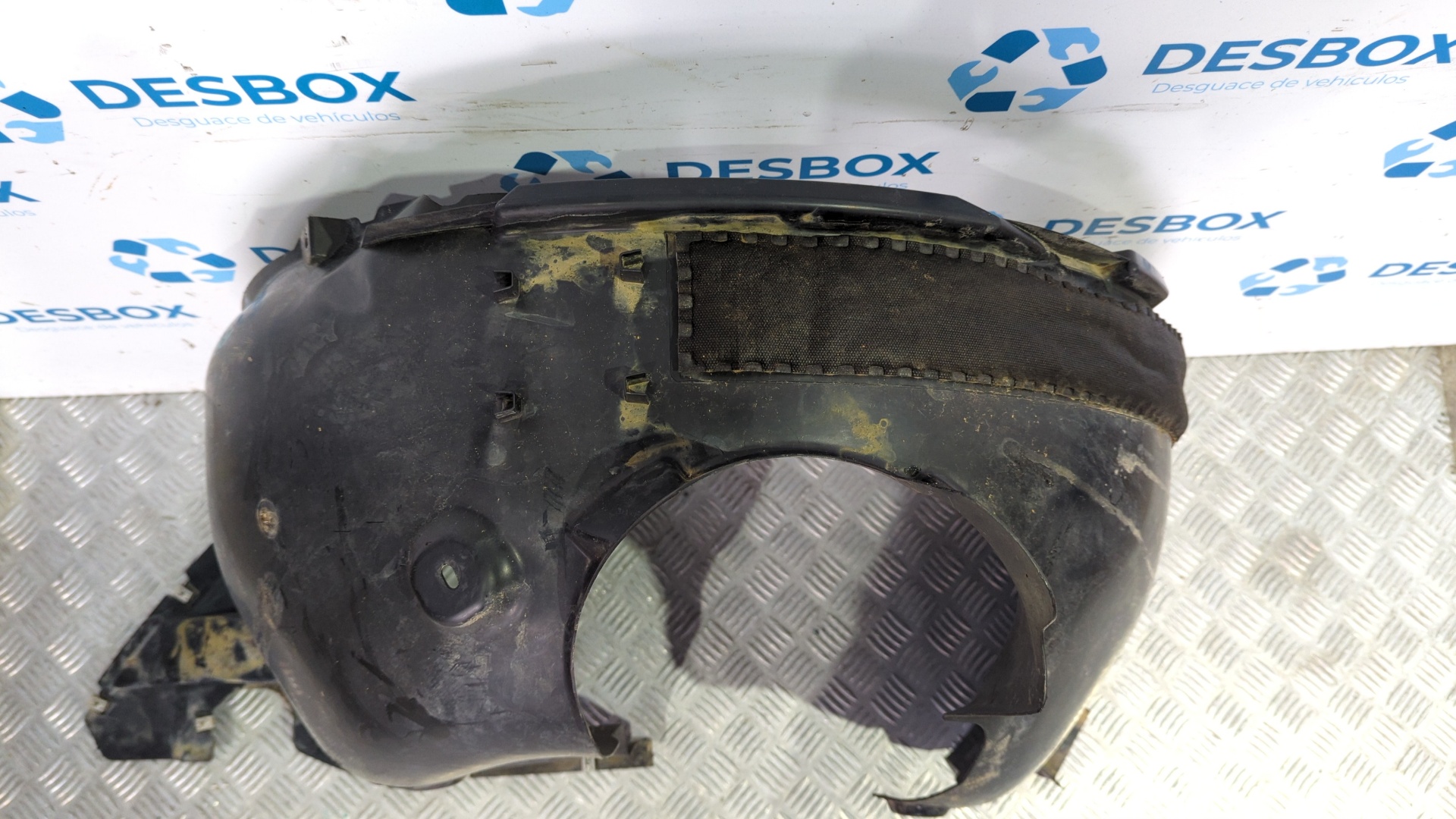 PASO RUEDA DELANTERO DERECHO VOLKSWAGEN POLO VI (AE1) - vista 4