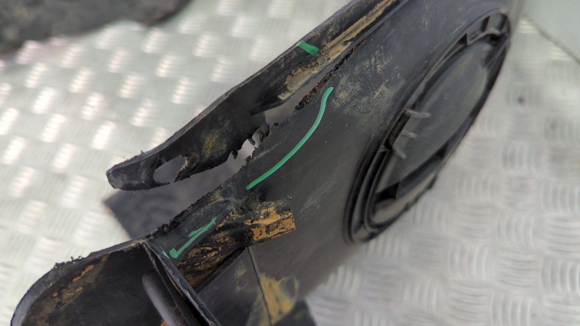 PASO RUEDA DELANTERO DERECHO VOLKSWAGEN POLO VI (AE1) - vista 3