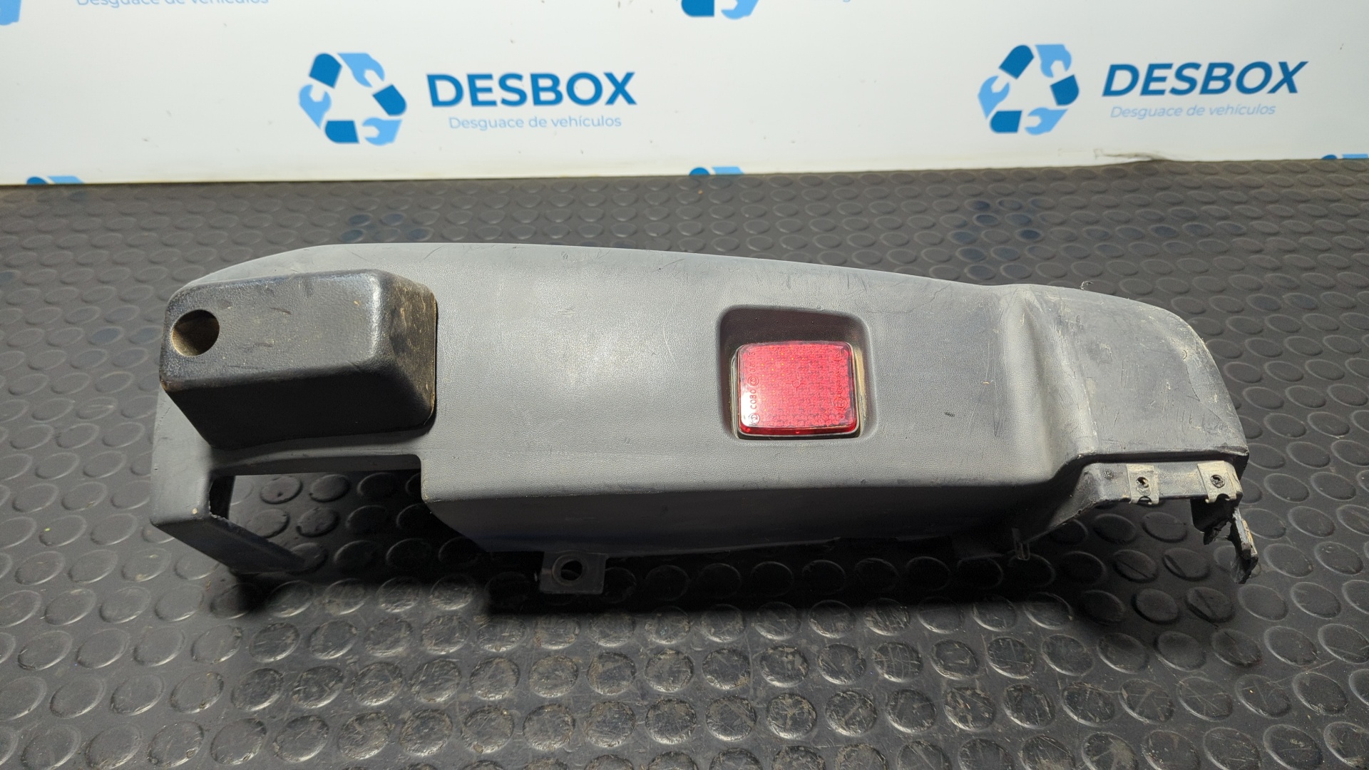 PUNTERA PARAGOLPES TRASERA DERECHA PEUGEOT BOXER CAJA CERR. TECHO ELEVADO (BAT.3450)(335)(2007 =>)