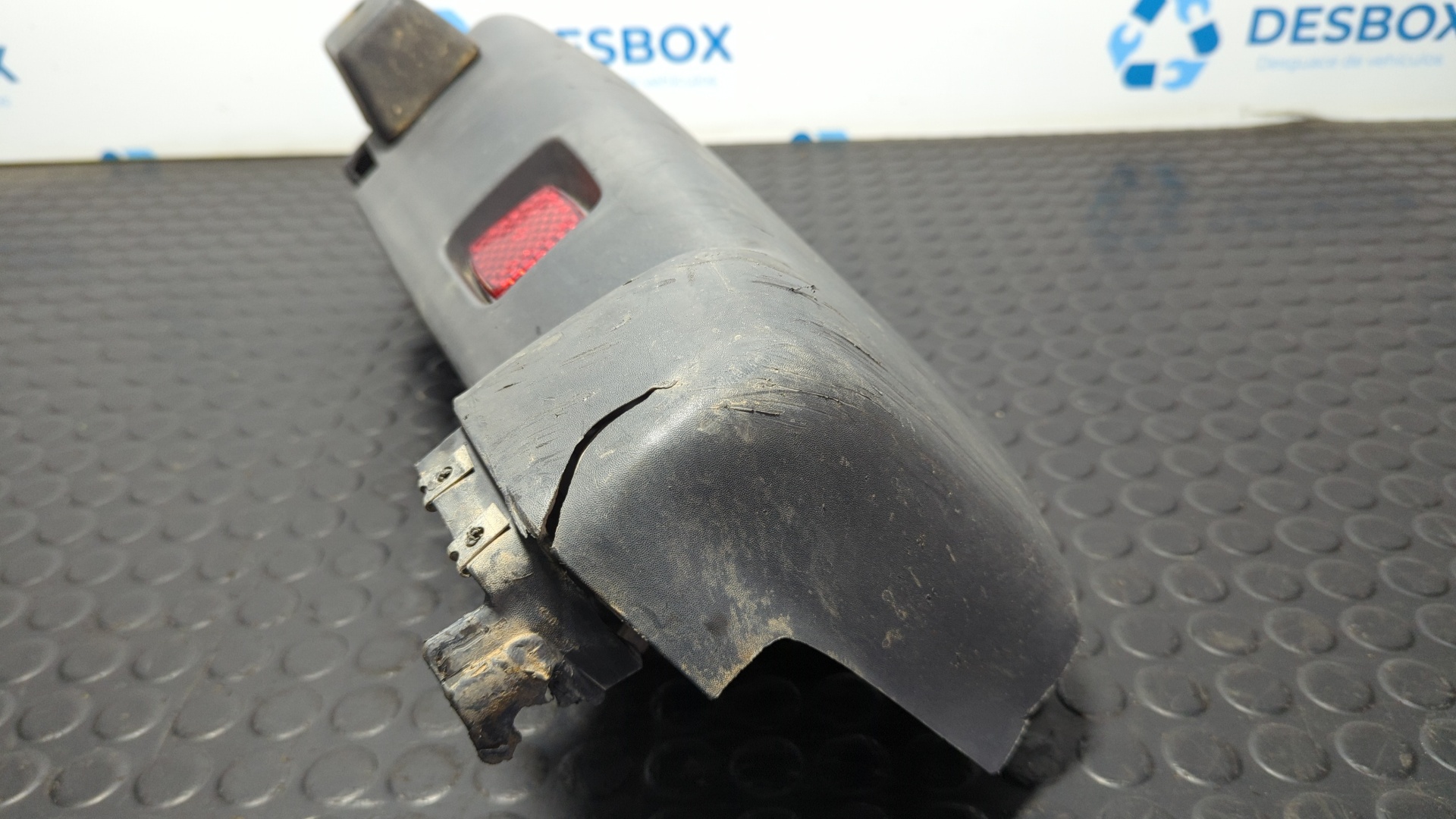 PUNTERA PARAGOLPES TRASERA DERECHA PEUGEOT BOXER CAJA CERR. TECHO ELEVADO (BAT.3450)(335)(2007 =>) - vista 4