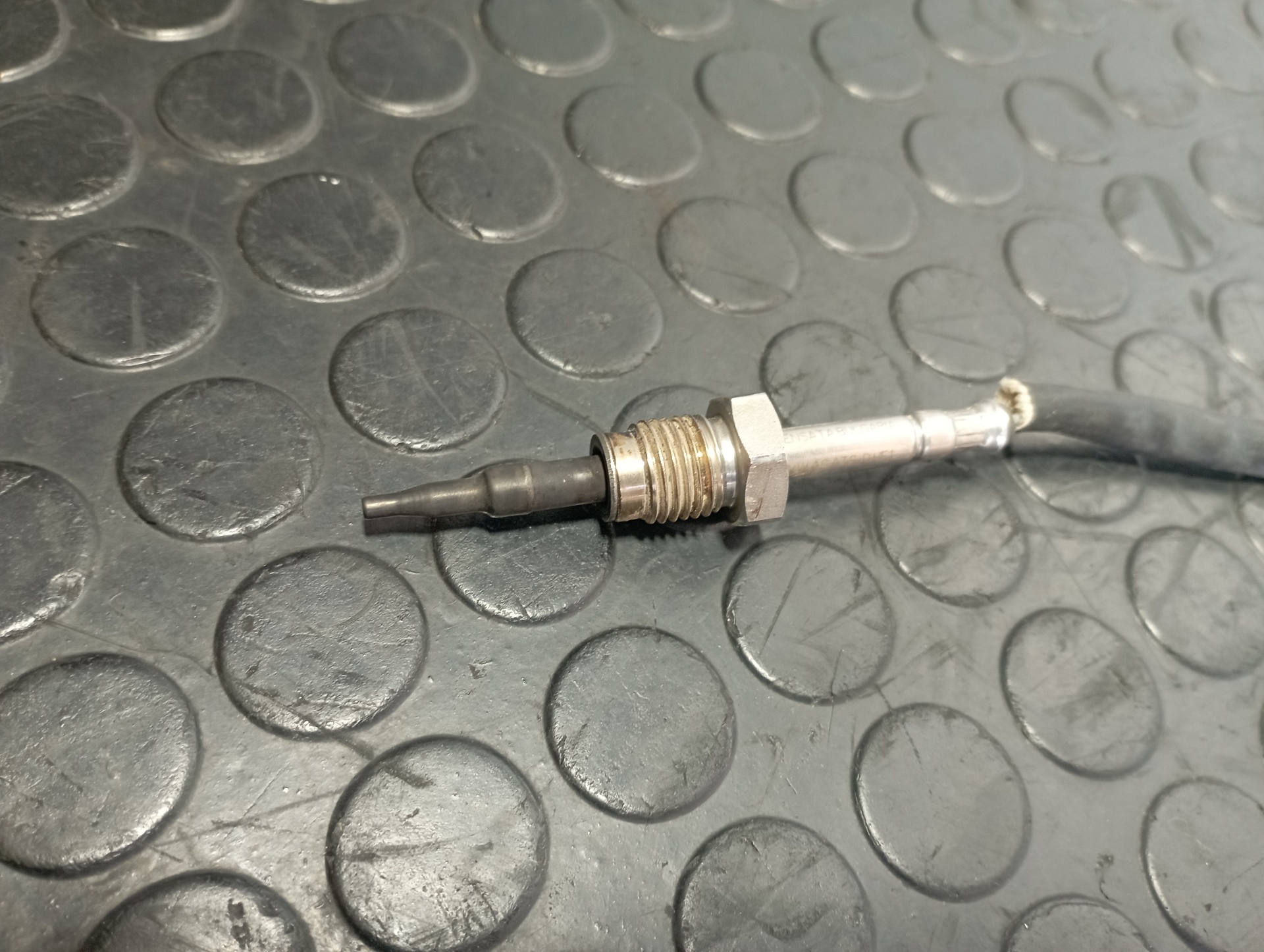 SENSOR AUDI A4 BERLINA (8W2) - vista 2