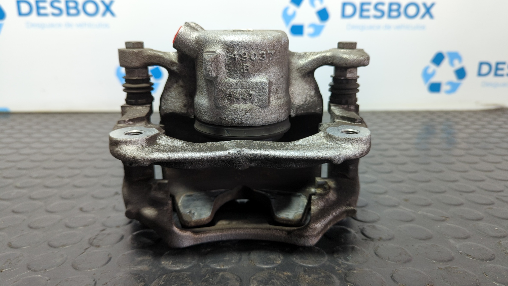 PINZA DE FRENO DELANTERA IZQUIERDA BMW SERIE X1 (F48) - vista 2